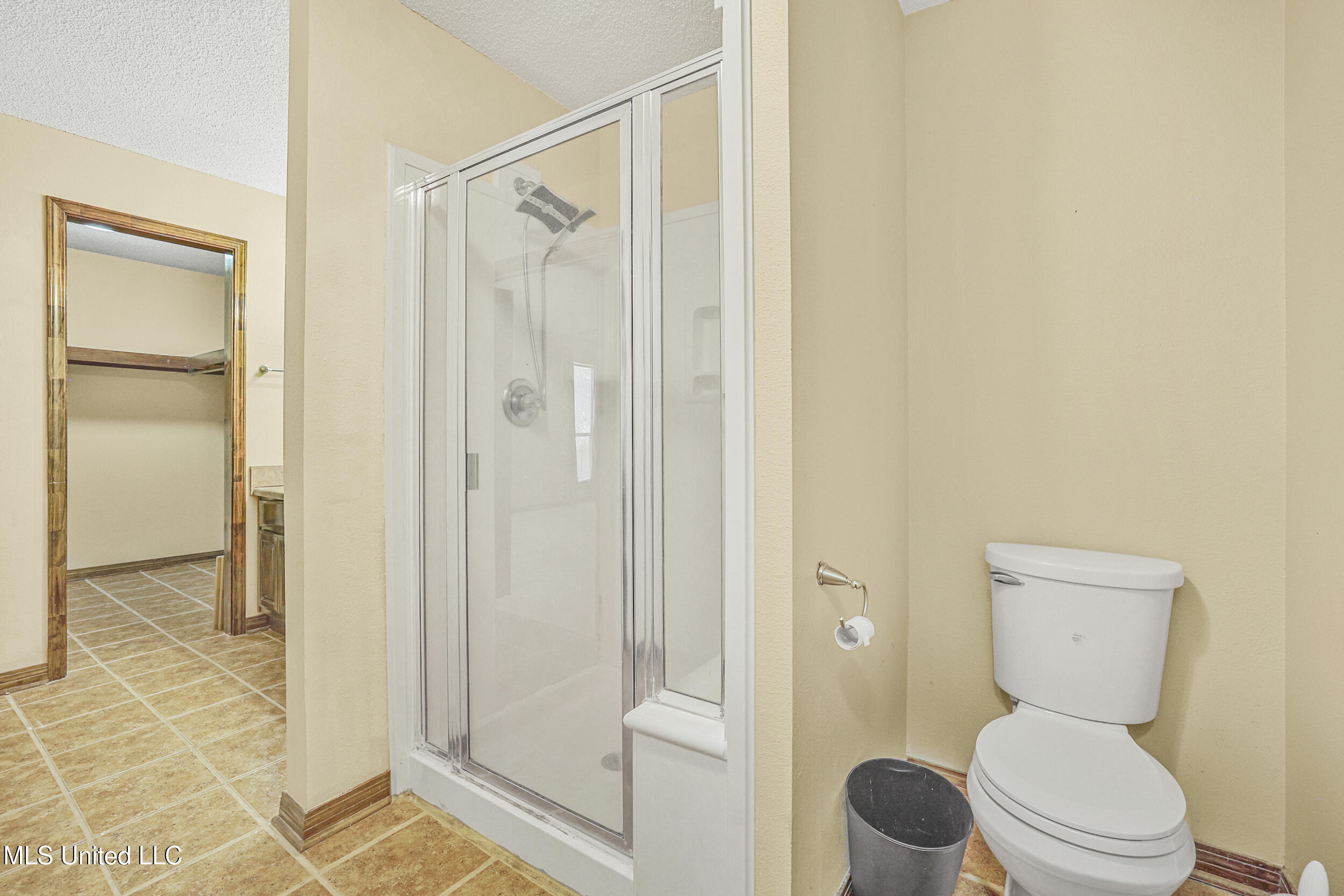 4409 Shadow Wood Circle Property Photo 33