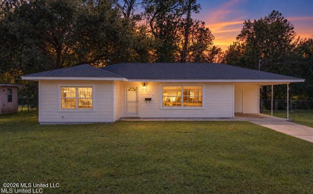 215 Ridgeway Drive Property Photo 1