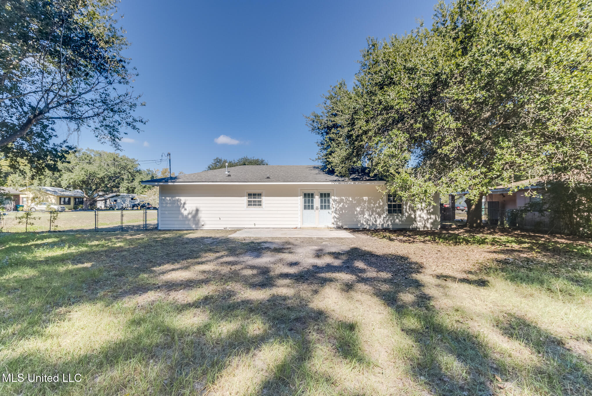 215 Ridgeway Drive Property Photo 17