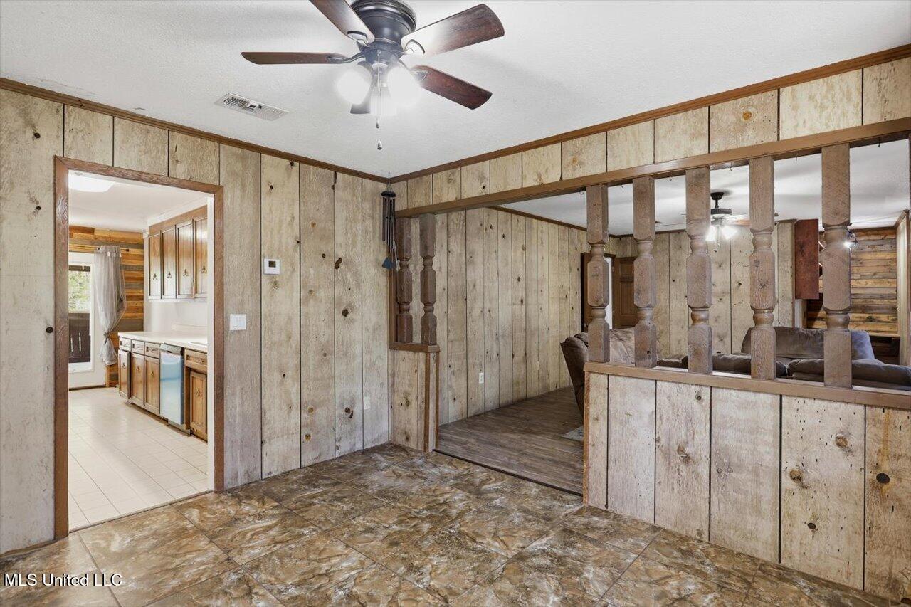 149 Oak Park Drive Property Photo 15
