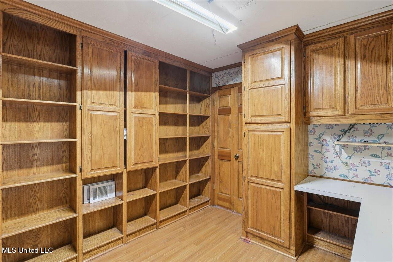 149 Oak Park Drive Property Photo 18