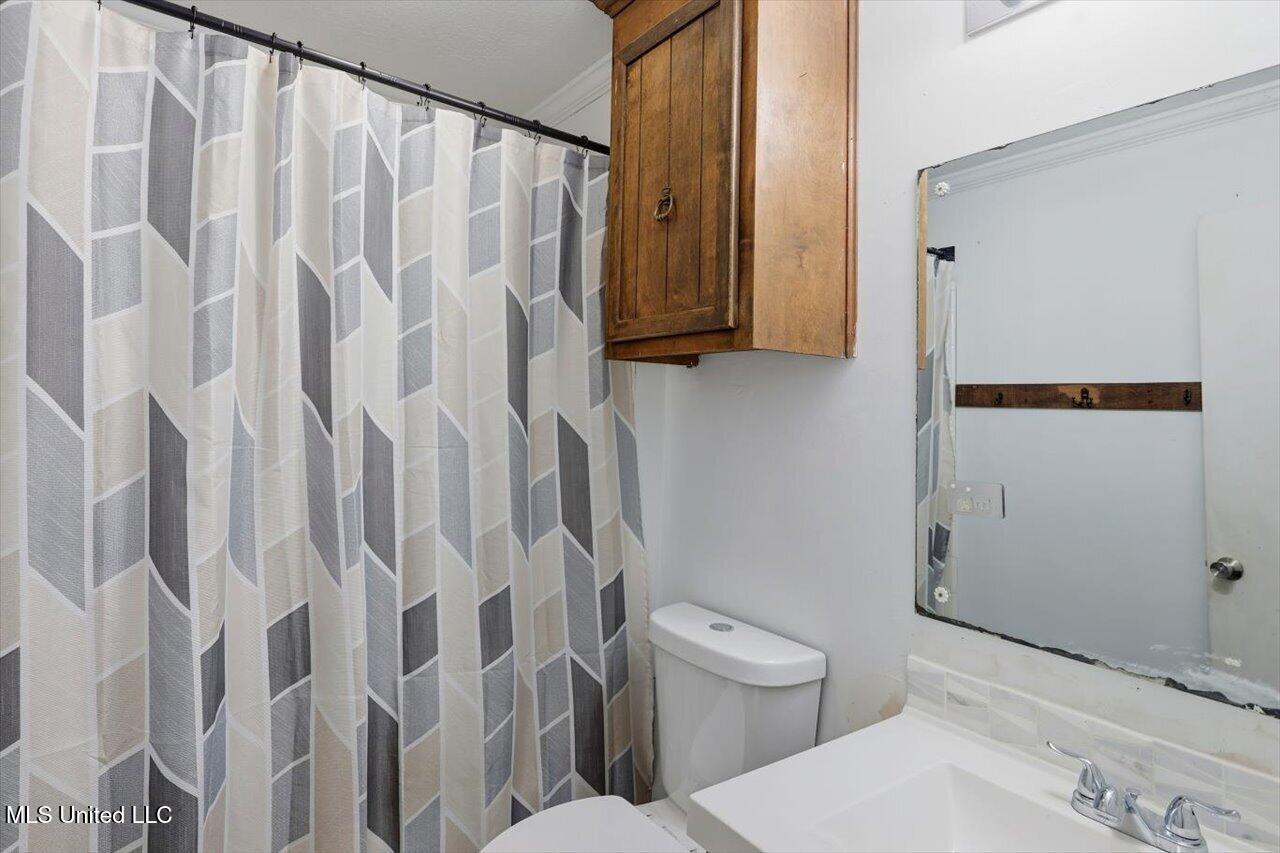149 Oak Park Drive Property Photo 25