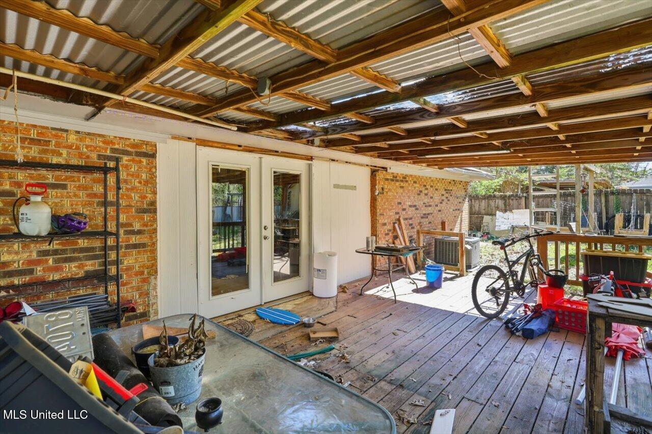 149 Oak Park Drive Property Photo 27