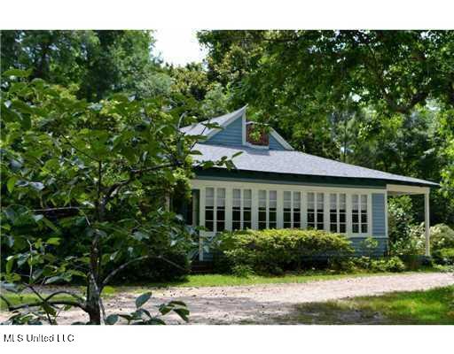 6502 Woodwards Bluff Property Photo 1