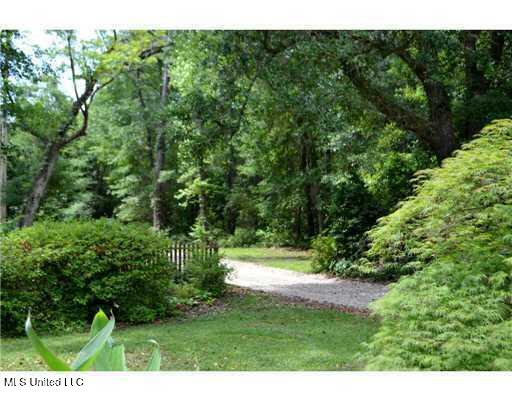 6502 Woodwards Bluff Property Photo 15