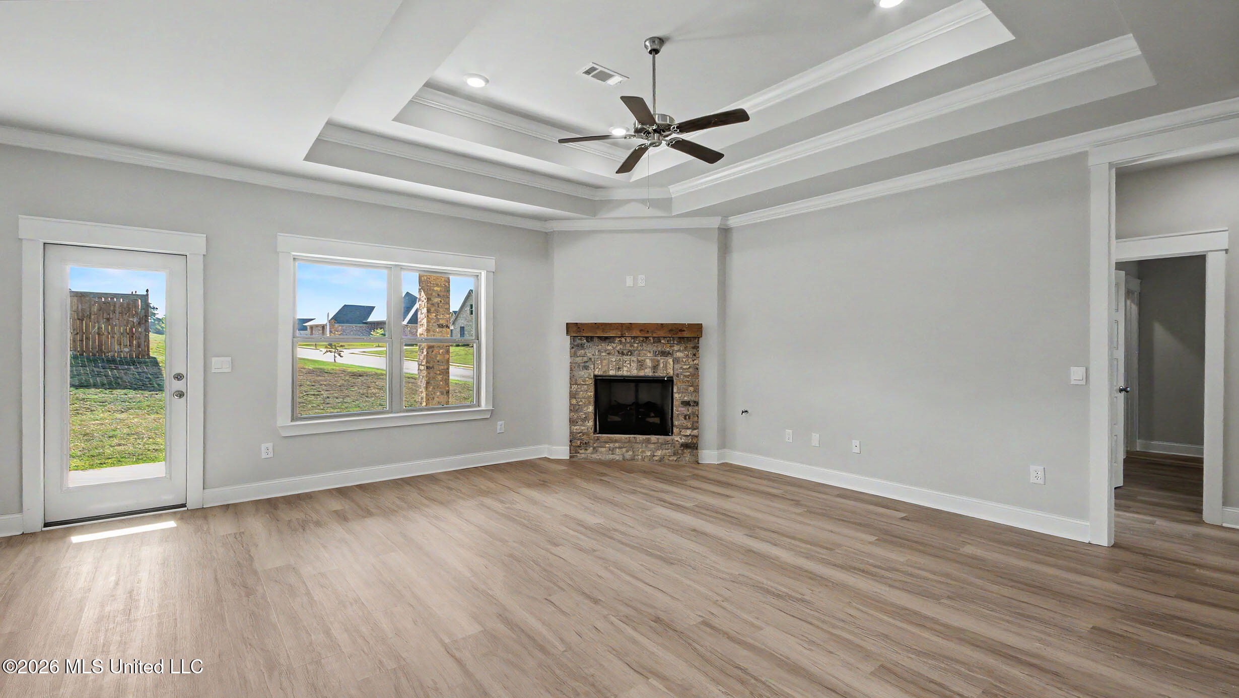 324 Cornerstone Crossing Property Photo 3