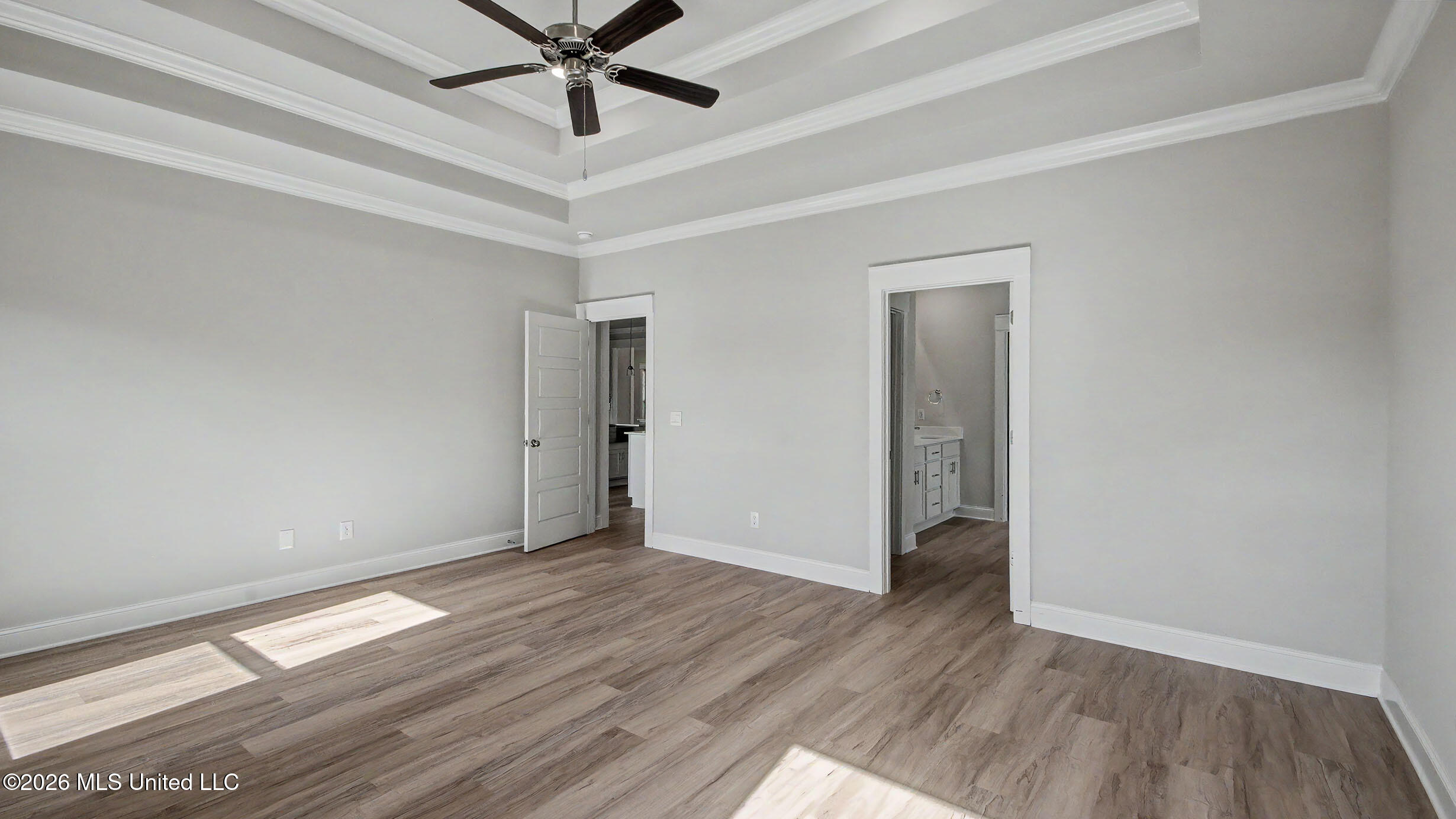 324 Cornerstone Crossing Property Photo 6