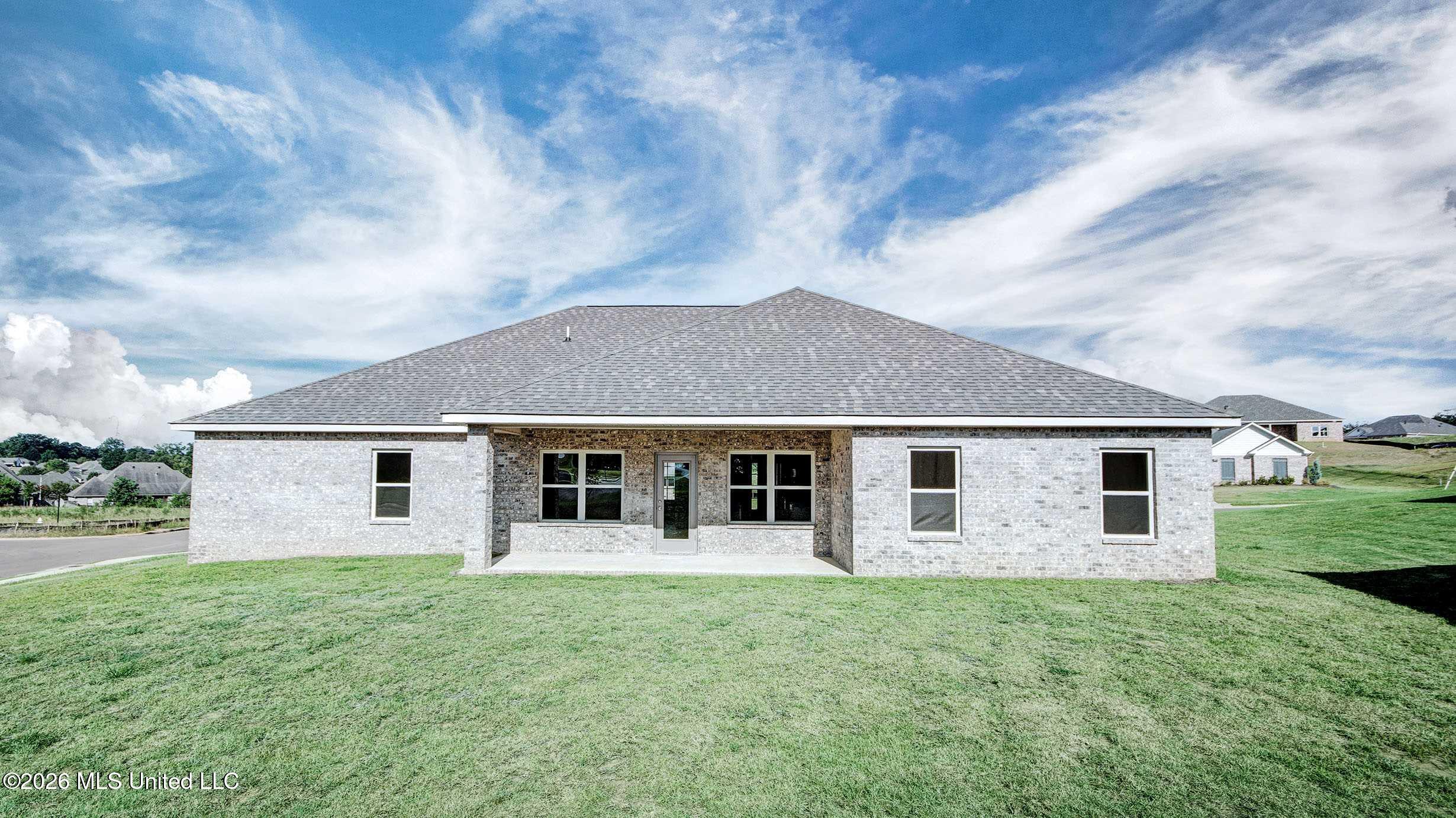 324 Cornerstone Crossing Property Photo 31