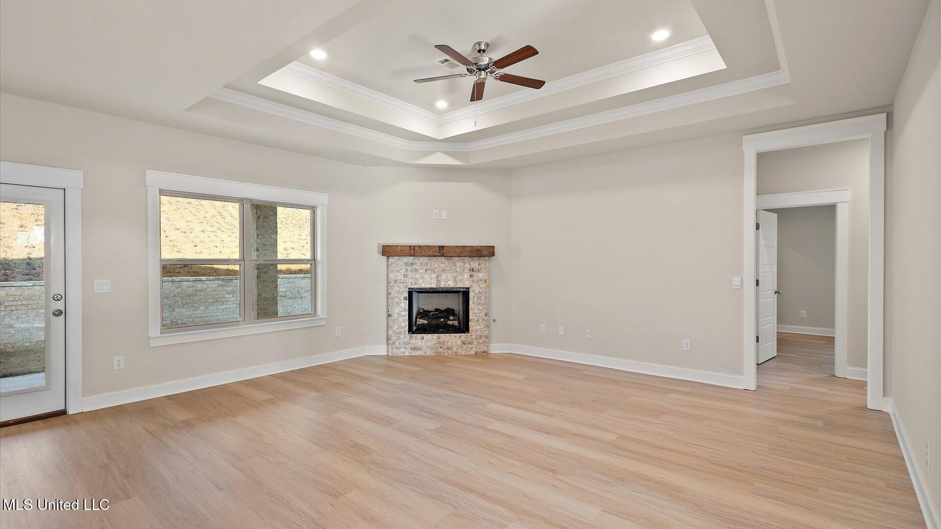 330 Cornerstone Crossing Property Photo 11