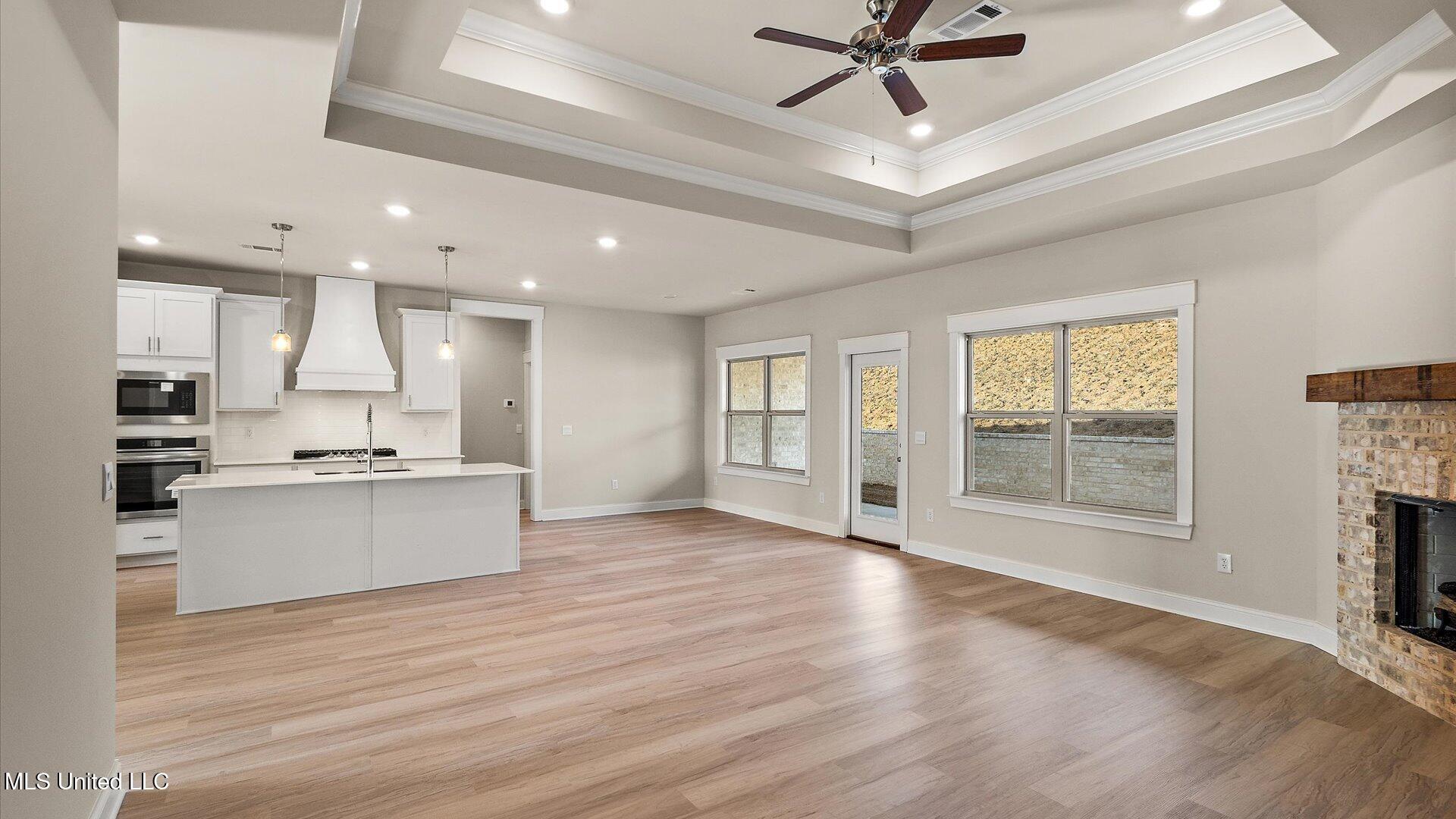 330 Cornerstone Crossing Property Photo 13