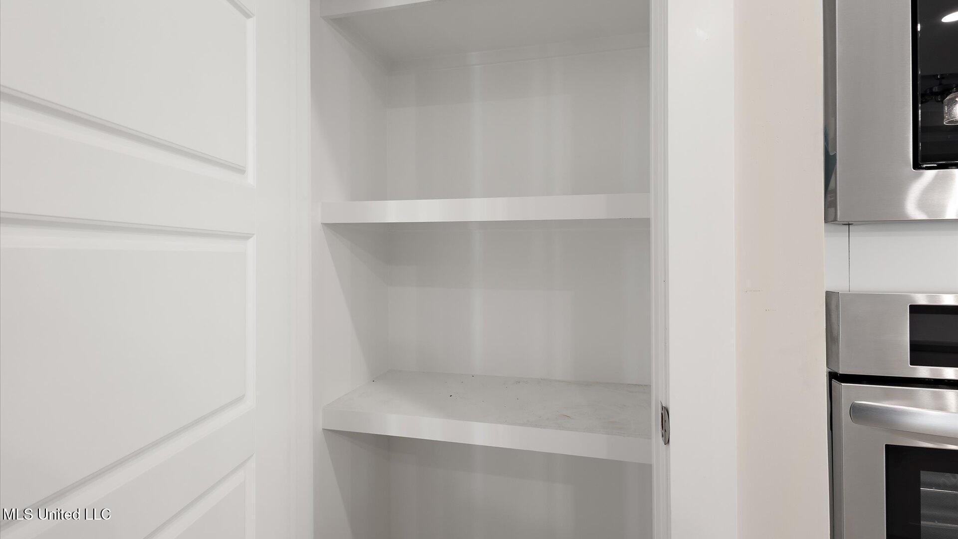 330 Cornerstone Crossing Property Photo 21