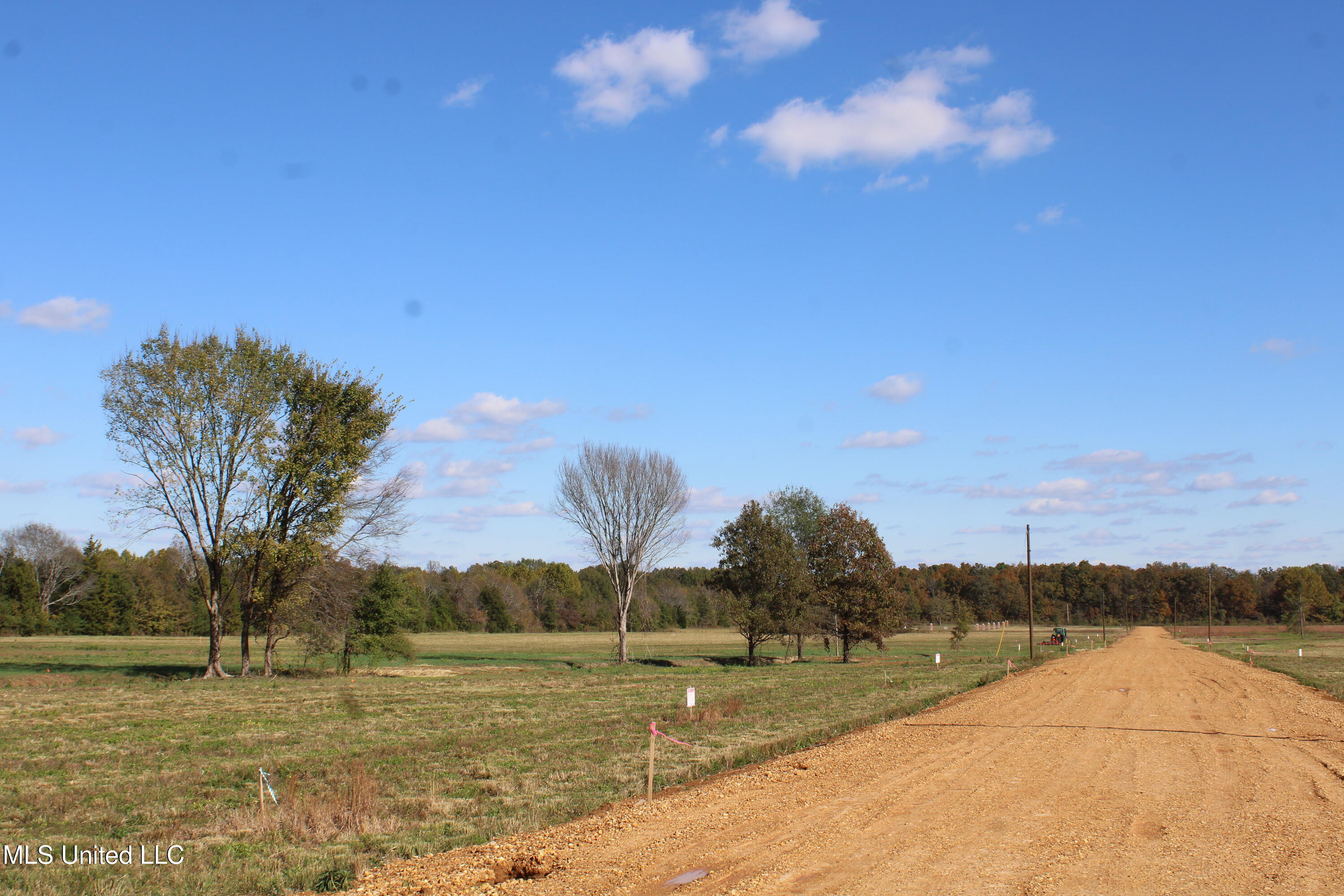 39 Pin Oak Road Property Photo 13