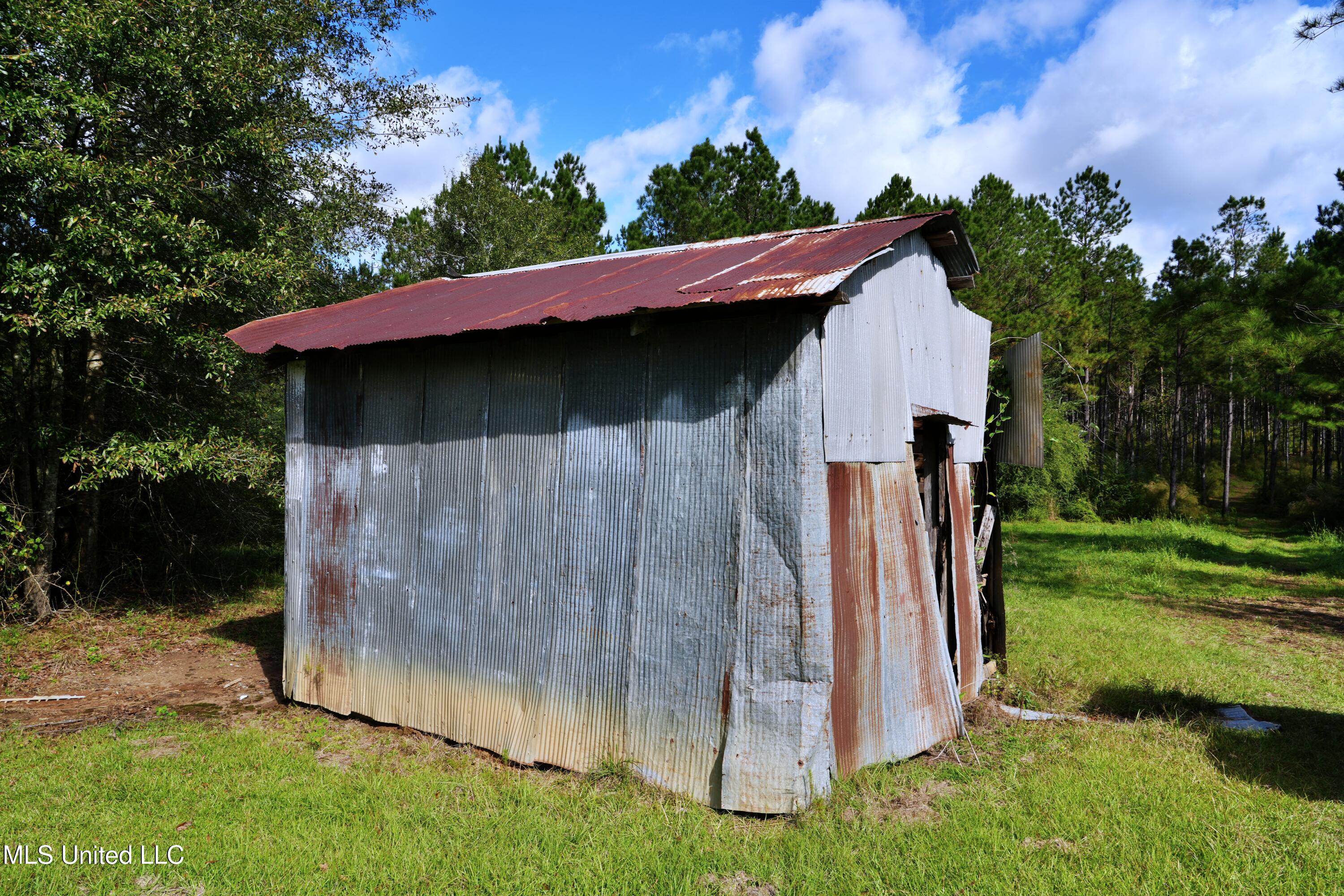 2093 Mallalieu Dr Se Property Photo 10