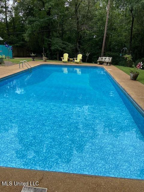 365 Cedar Hills Road Property Photo 2