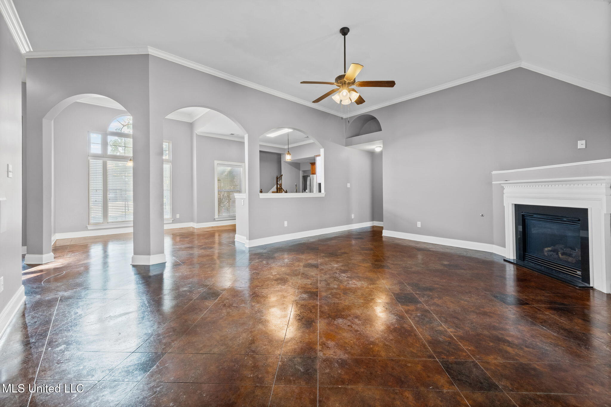 3310 Forest Bend Drive Property Photo 5