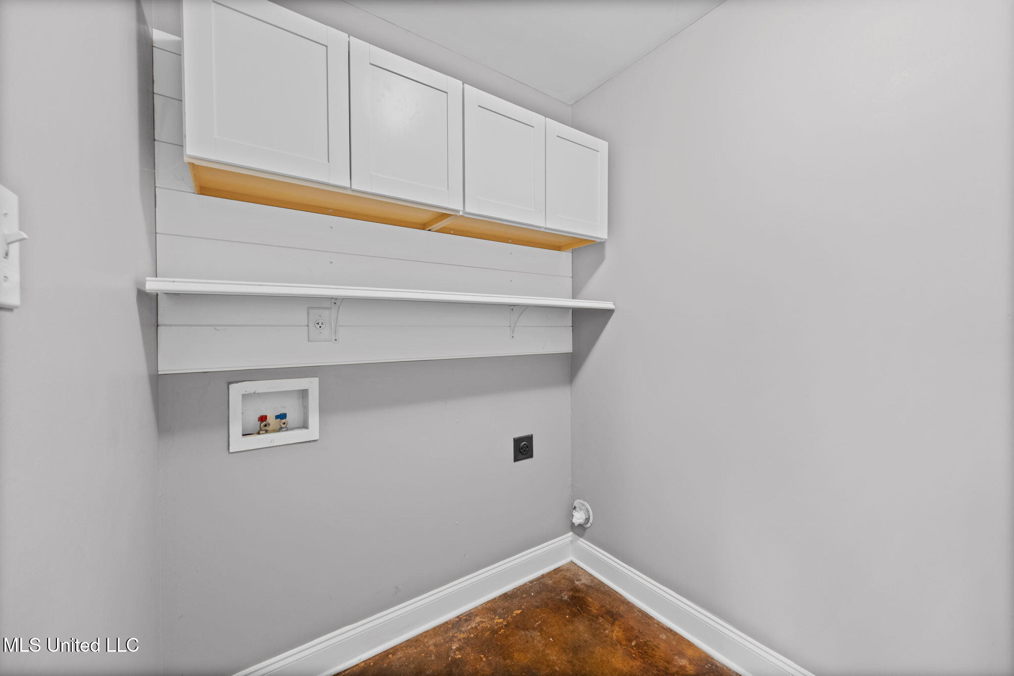 3310 Forest Bend Drive Property Photo 13