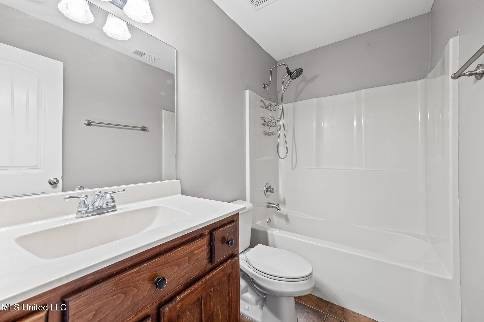 3310 Forest Bend Drive Property Photo 21