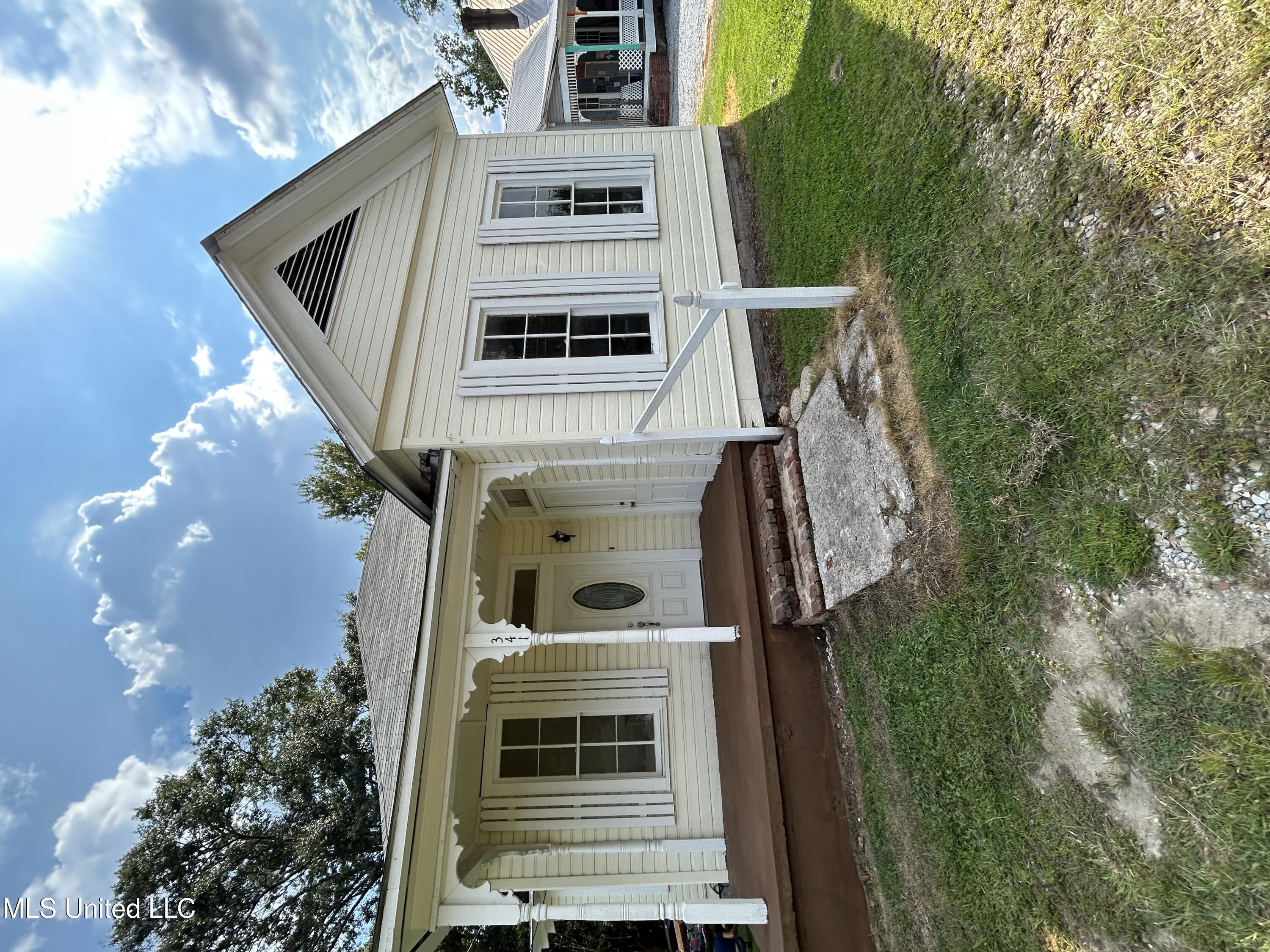 341 W Congress Street Property Photo 1