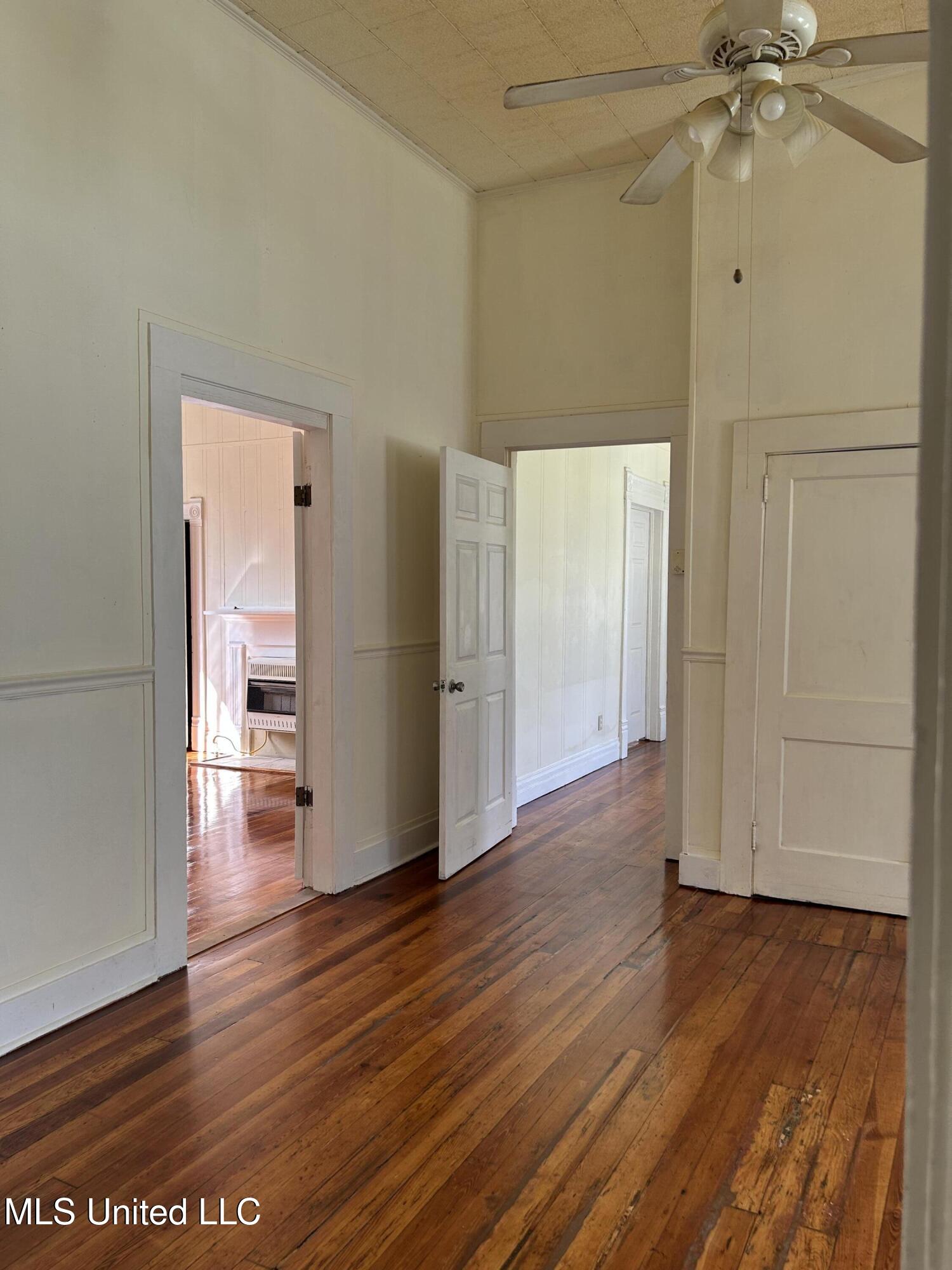 341 W Congress Street Property Photo 13
