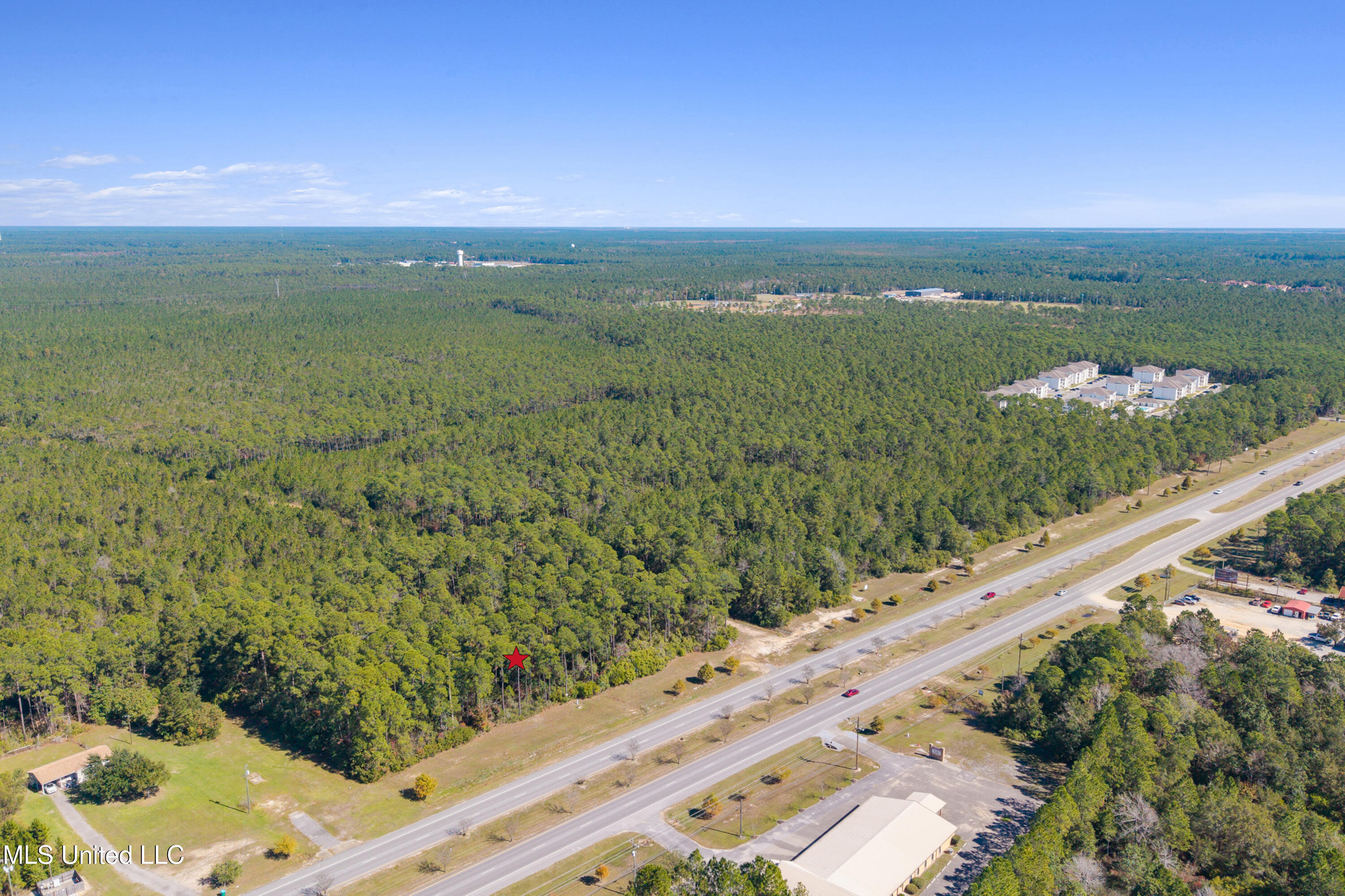 000 Bienville Blvd Property Photo 16