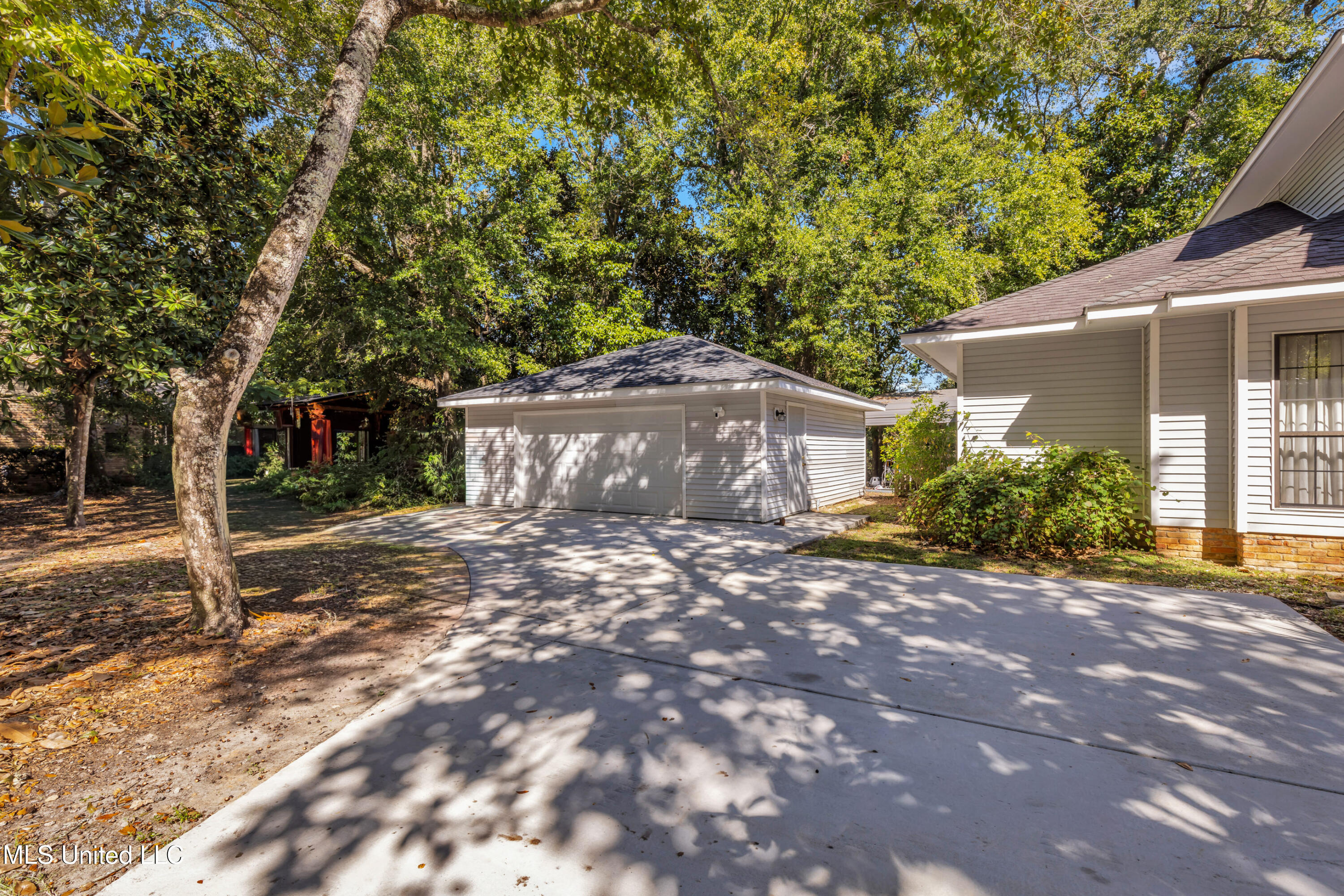 1613 Fairhaven Drive Property Photo 85