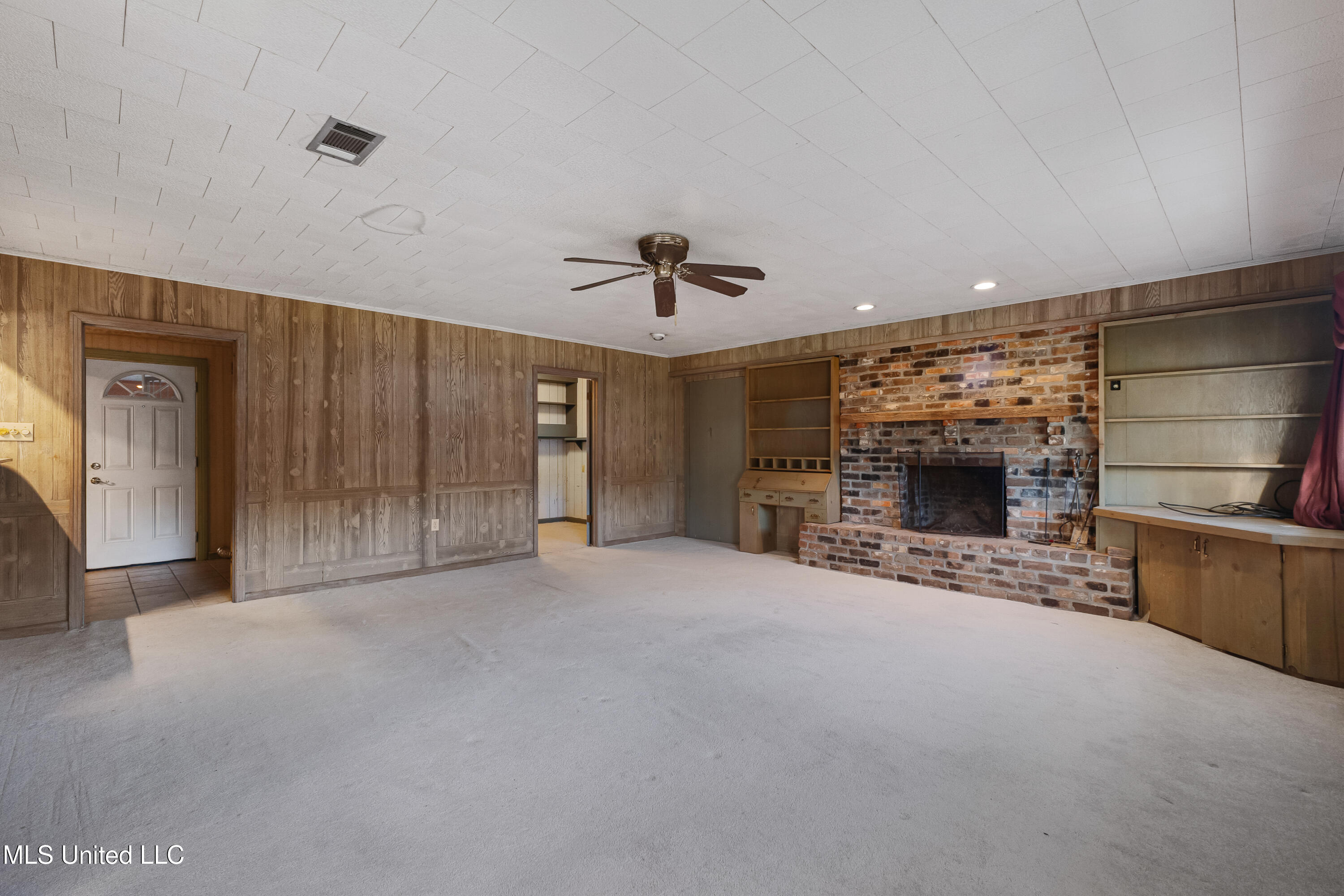 2816 Williamsburg Road Property Photo 10