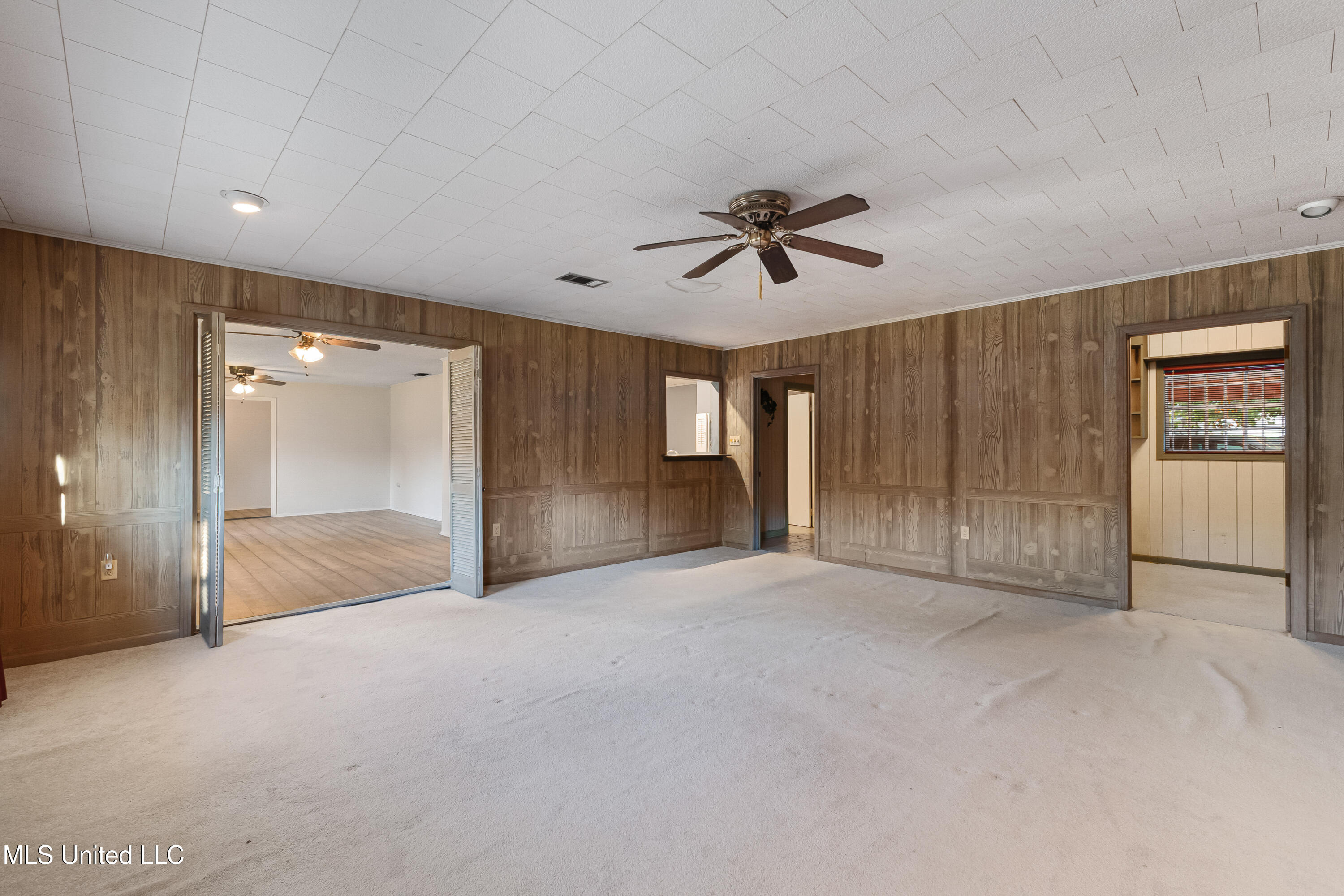 2816 Williamsburg Road Property Photo 11