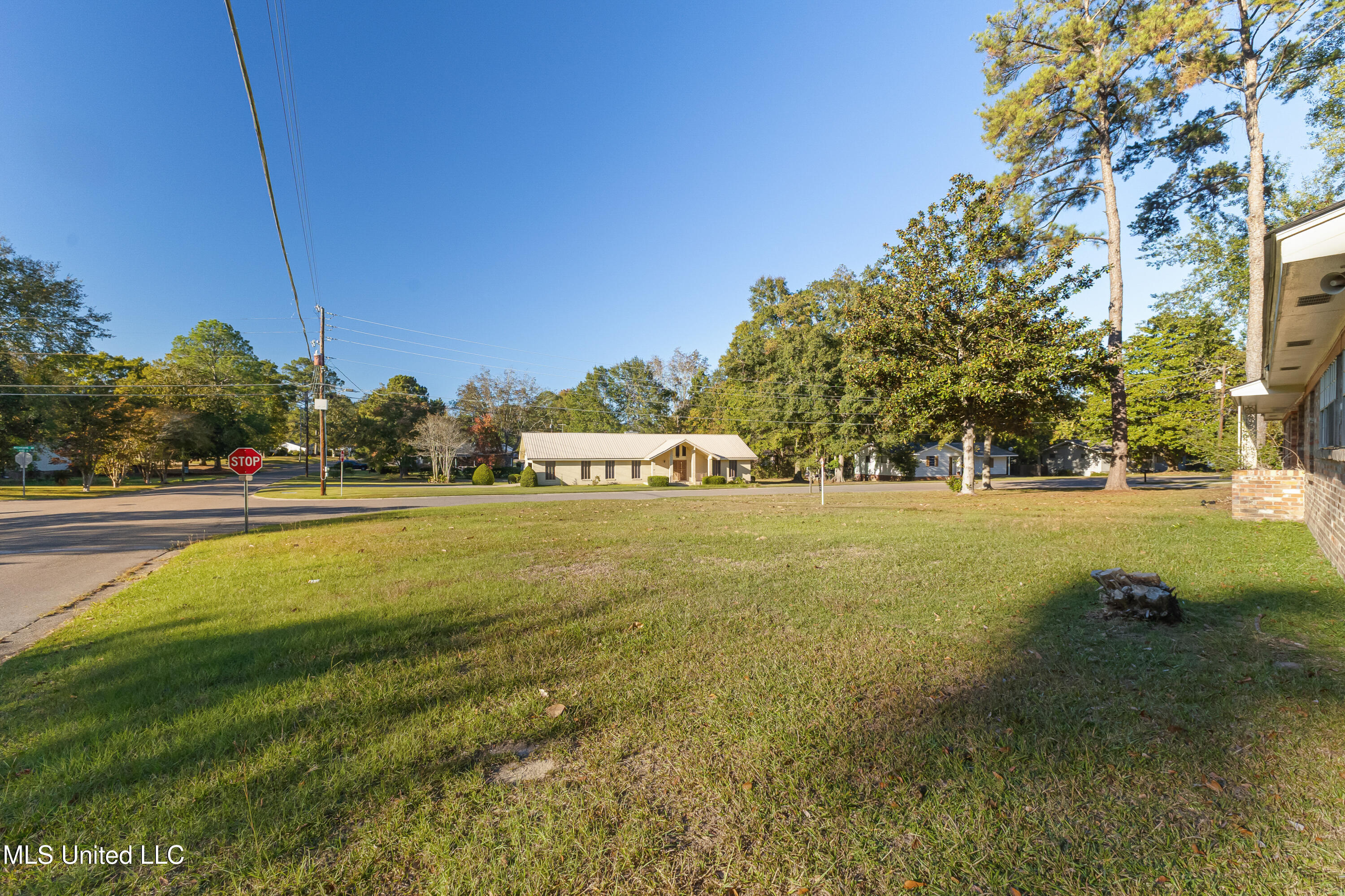 2816 Williamsburg Road Property Photo 37
