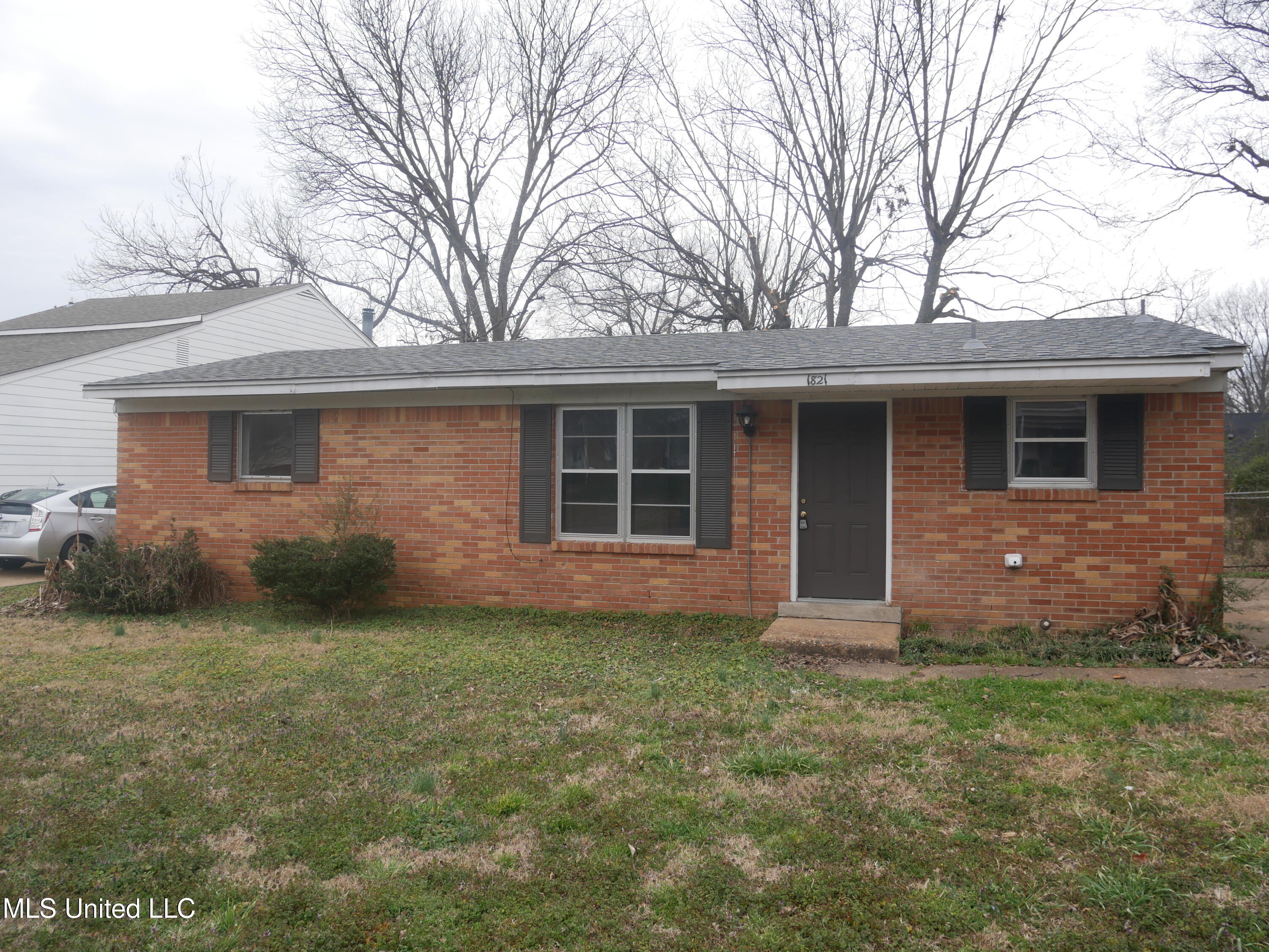 1821 Vaught Circle Property Photo 1