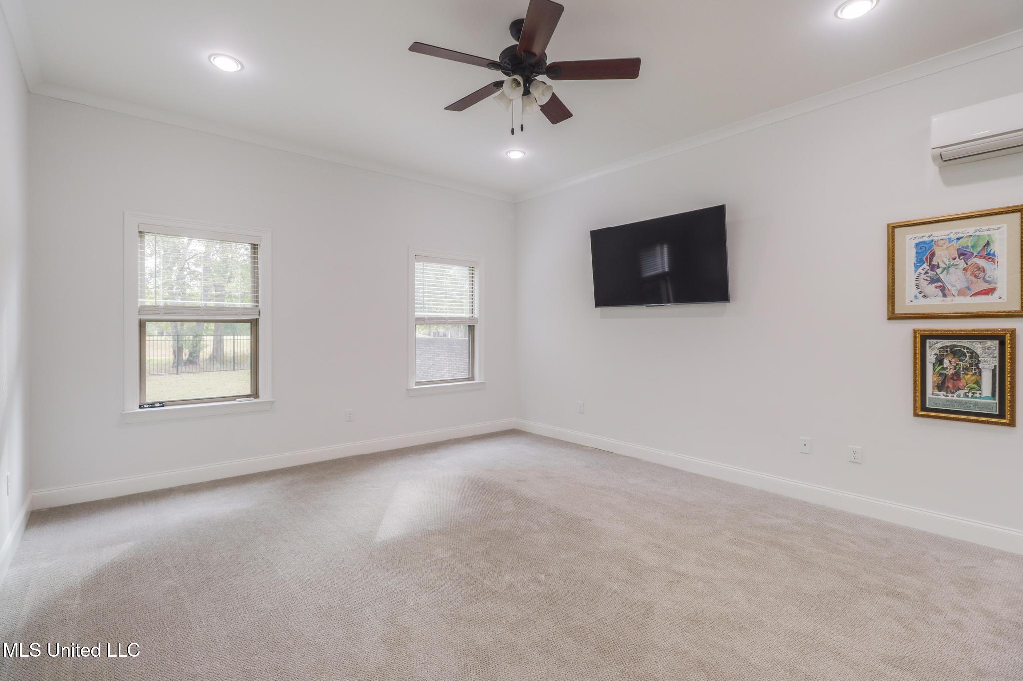 7368 N Aberdeen Drive Property Photo 17