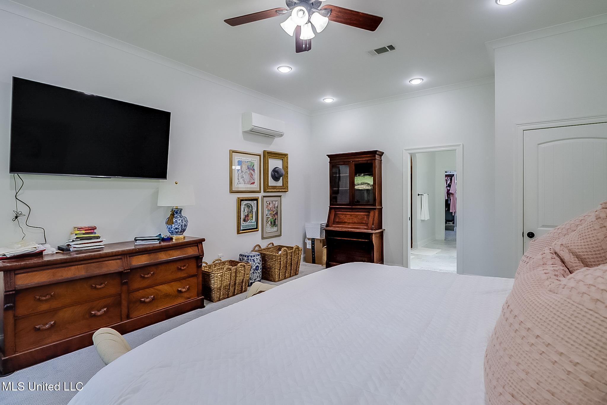 7368 N Aberdeen Drive Property Photo 18