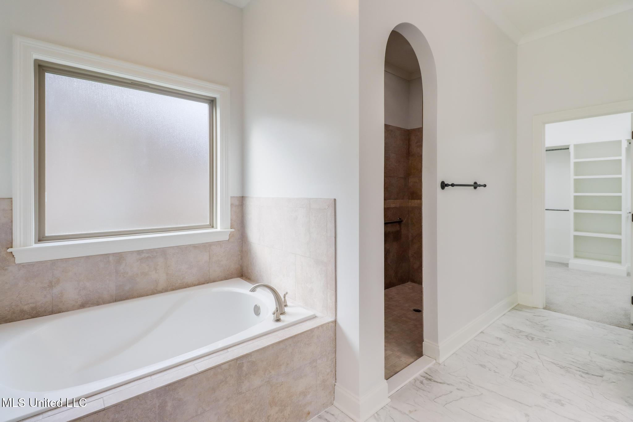7368 N Aberdeen Drive Property Photo 21