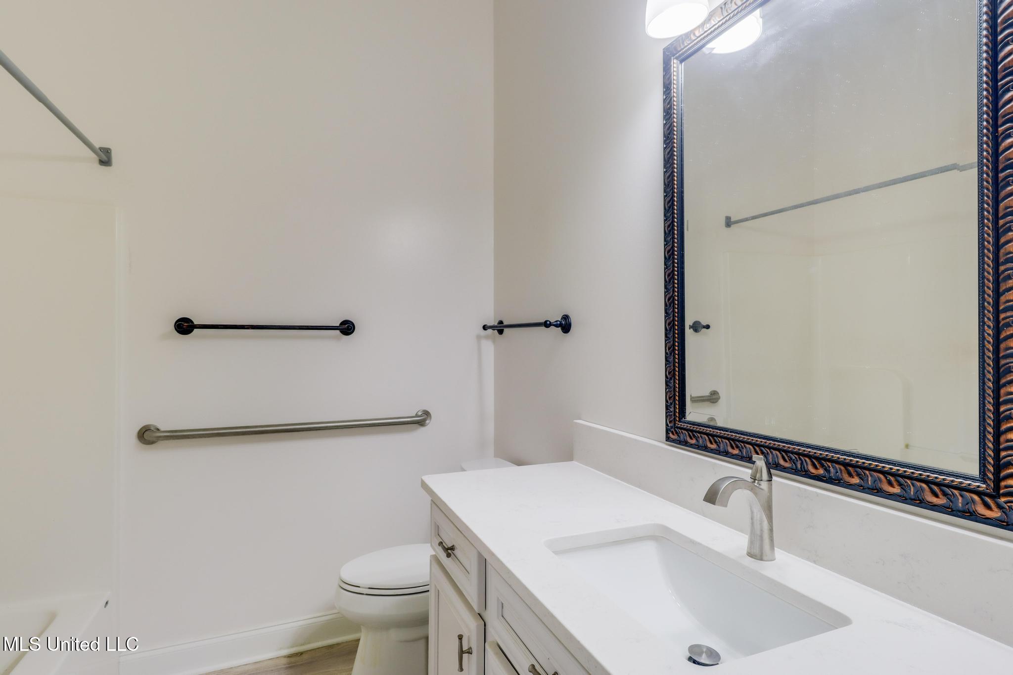 7368 N Aberdeen Drive Property Photo 30
