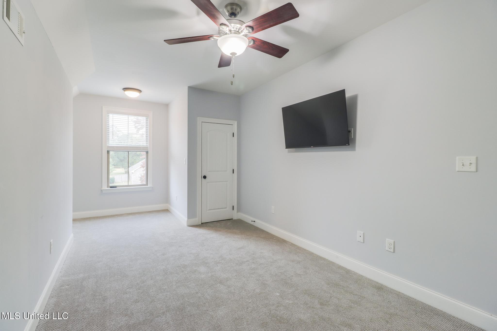 7368 N Aberdeen Drive Property Photo 31