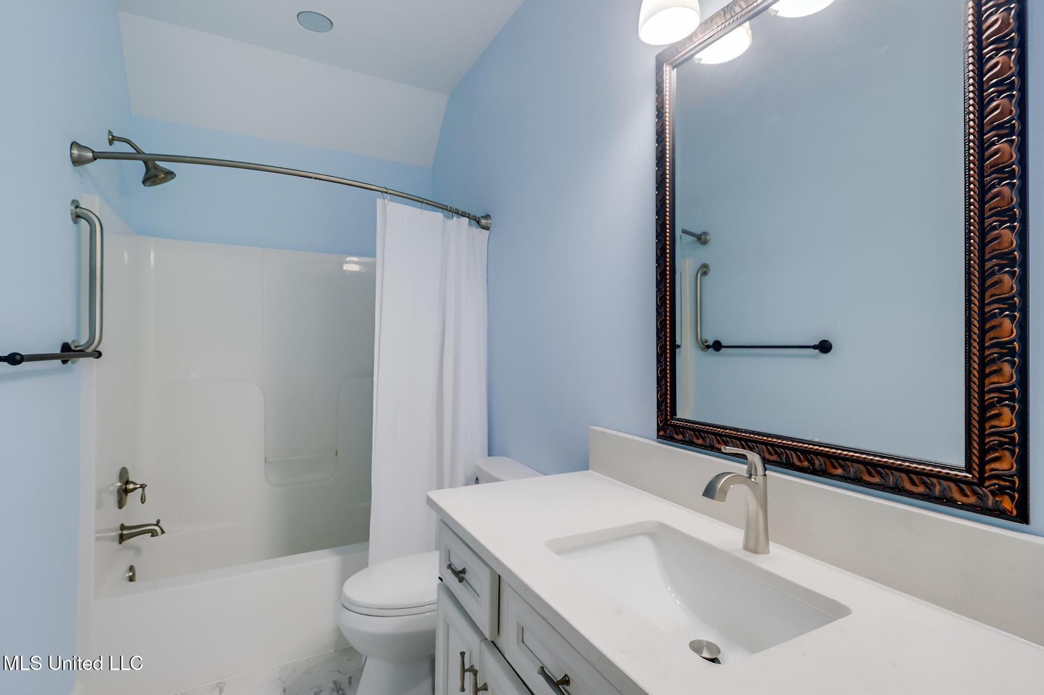 7368 N Aberdeen Drive Property Photo 37
