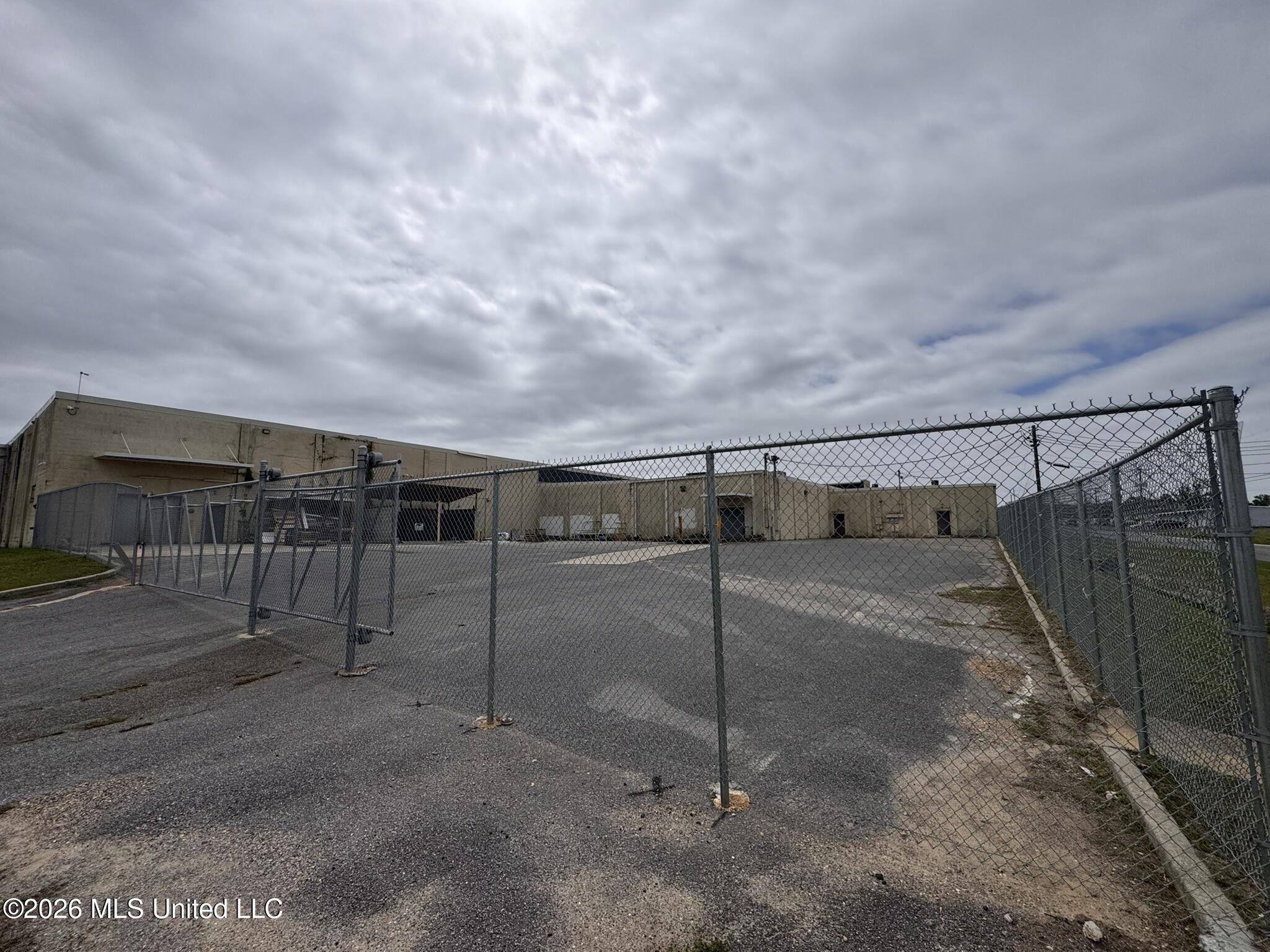 370 Pass Road Property Photo 2