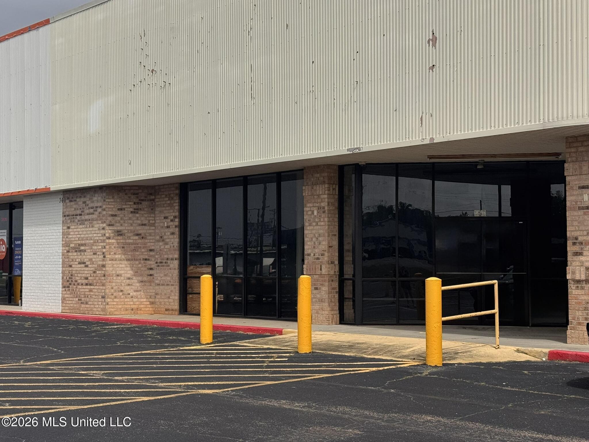 350 Pass Road Property Photo 1