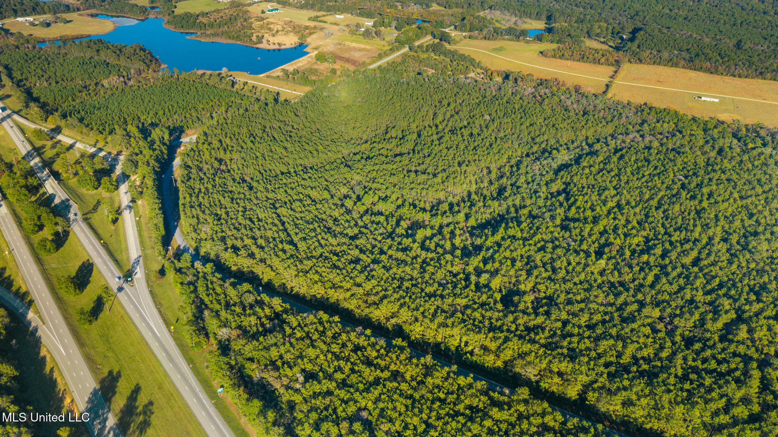 I59-savannah Millard Road Property Photo 8