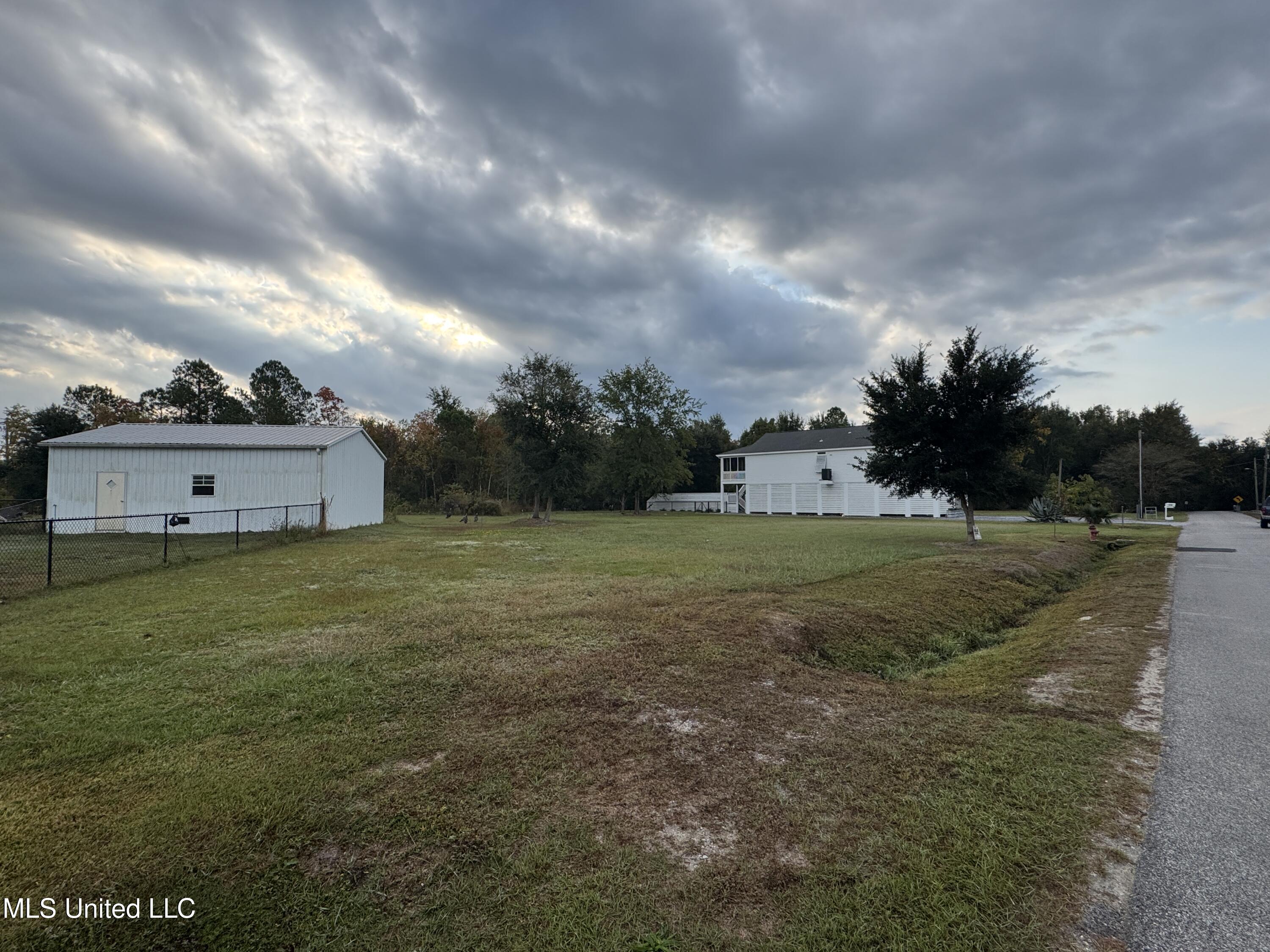 300 Market Street Property Photo 3