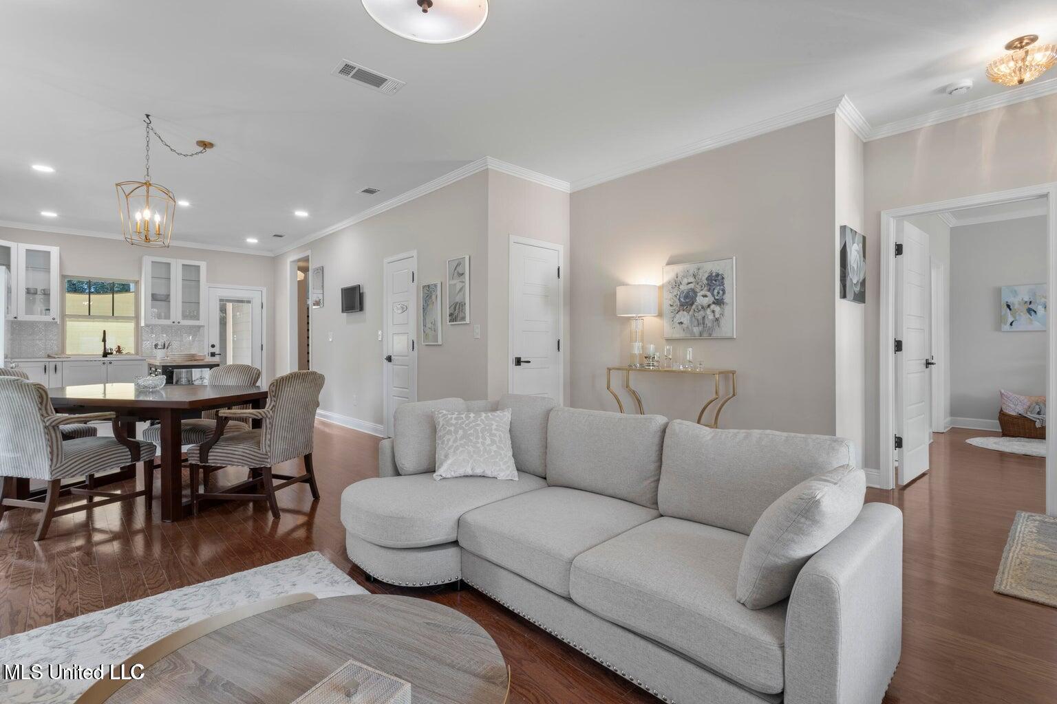 87001 Beaux Vue Court Property Photo 8
