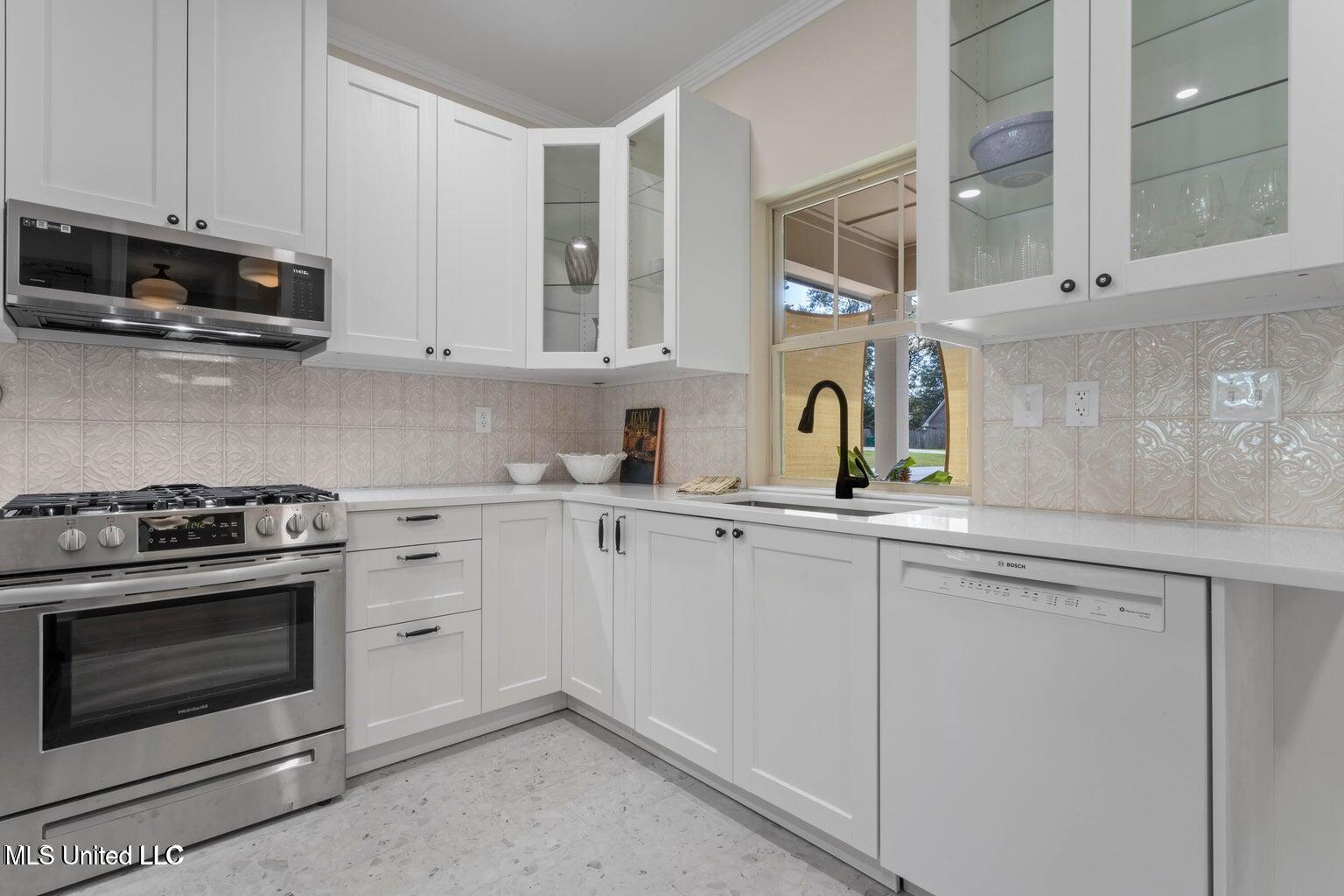 87001 Beaux Vue Court Property Photo 11