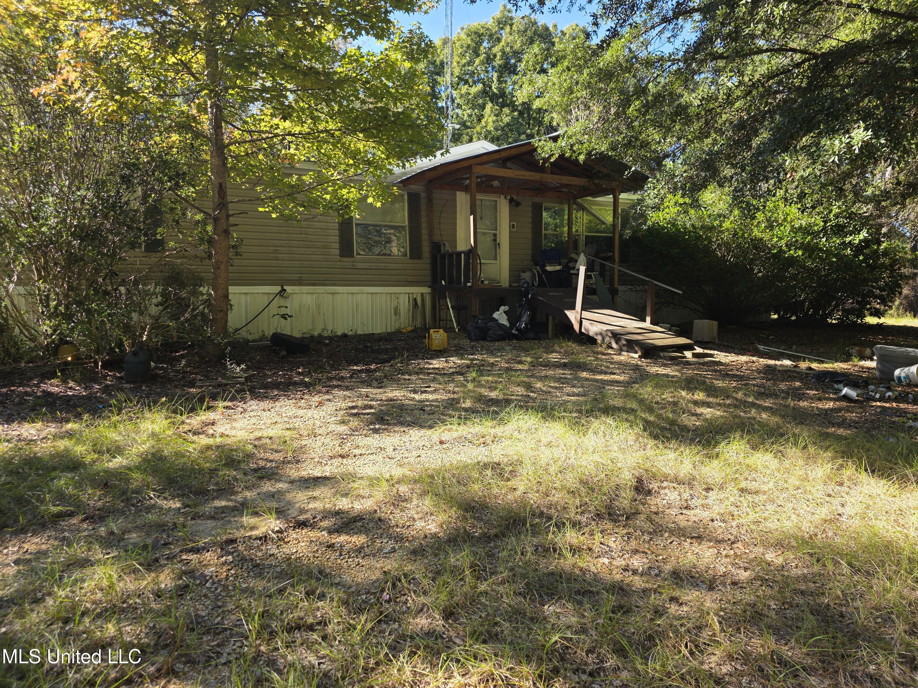 2862 Wallace Dr Property Photo 1