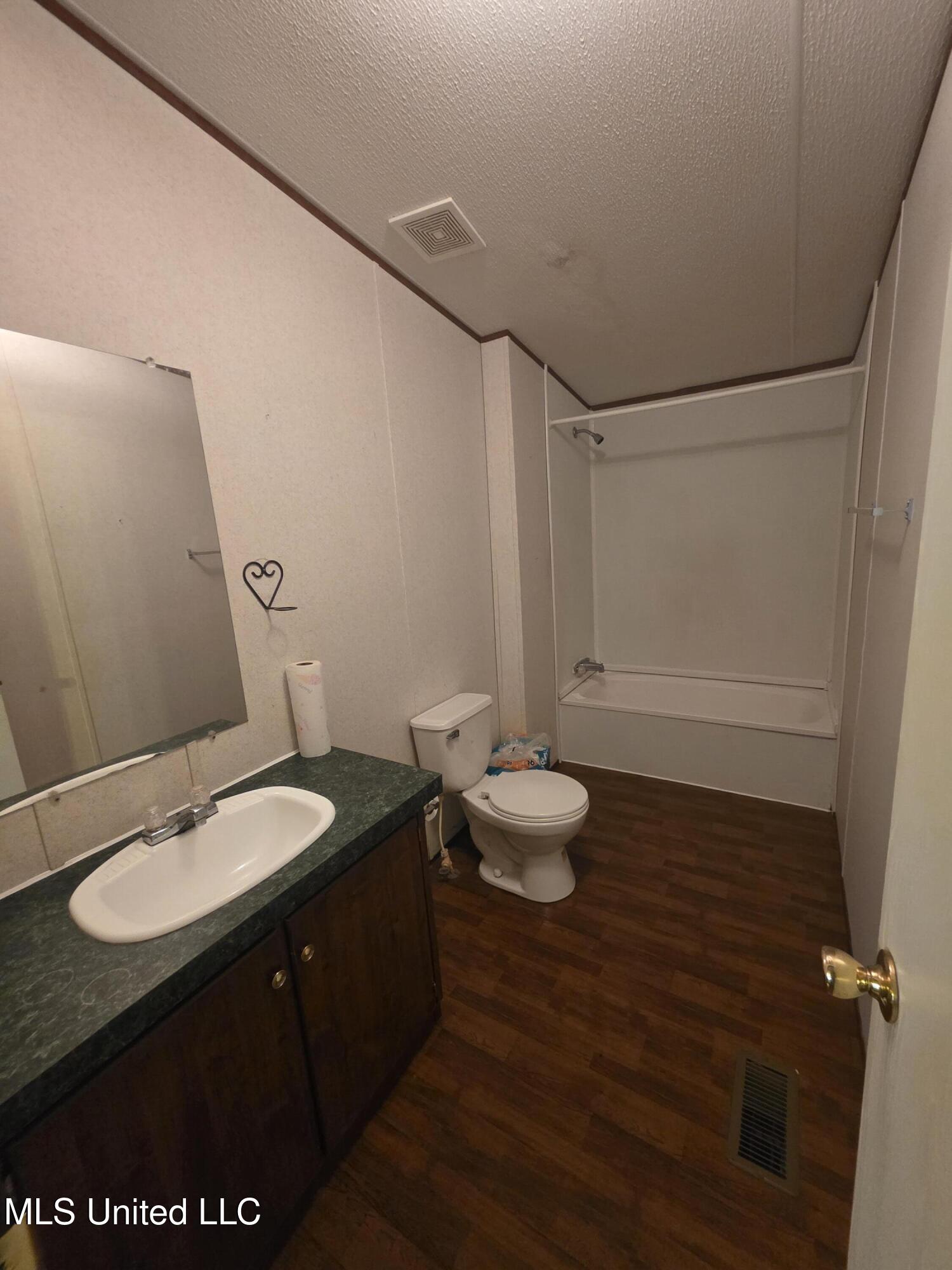 2862 Wallace Dr Property Photo 25