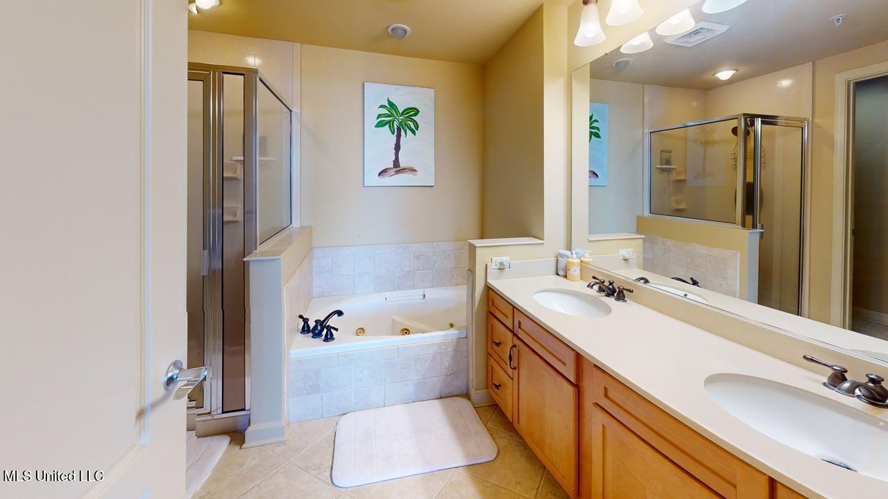 1200 Beach Drive Property Photo 12