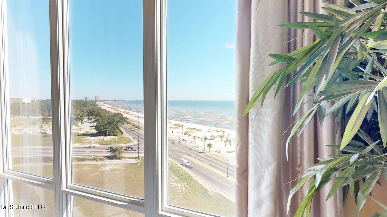 1200 Beach Drive Property Photo 16