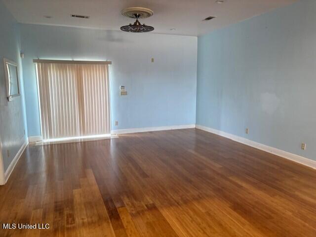 2502 Murphree Drive Property Photo 8