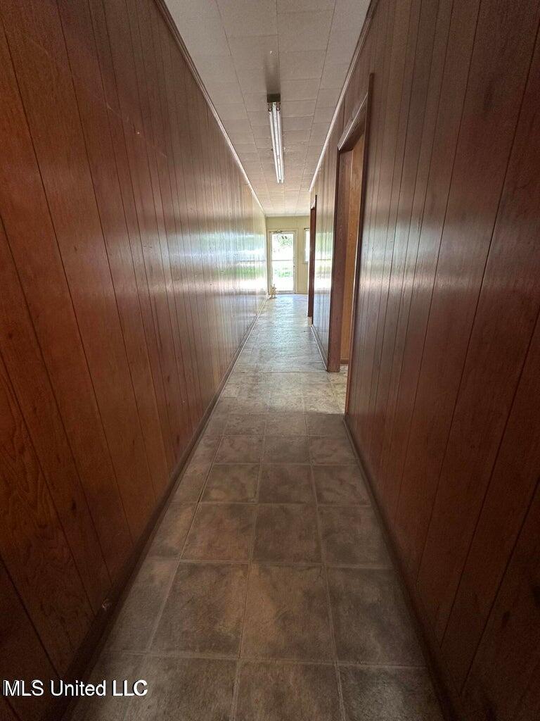 444 E Monticello Street Property Photo 4