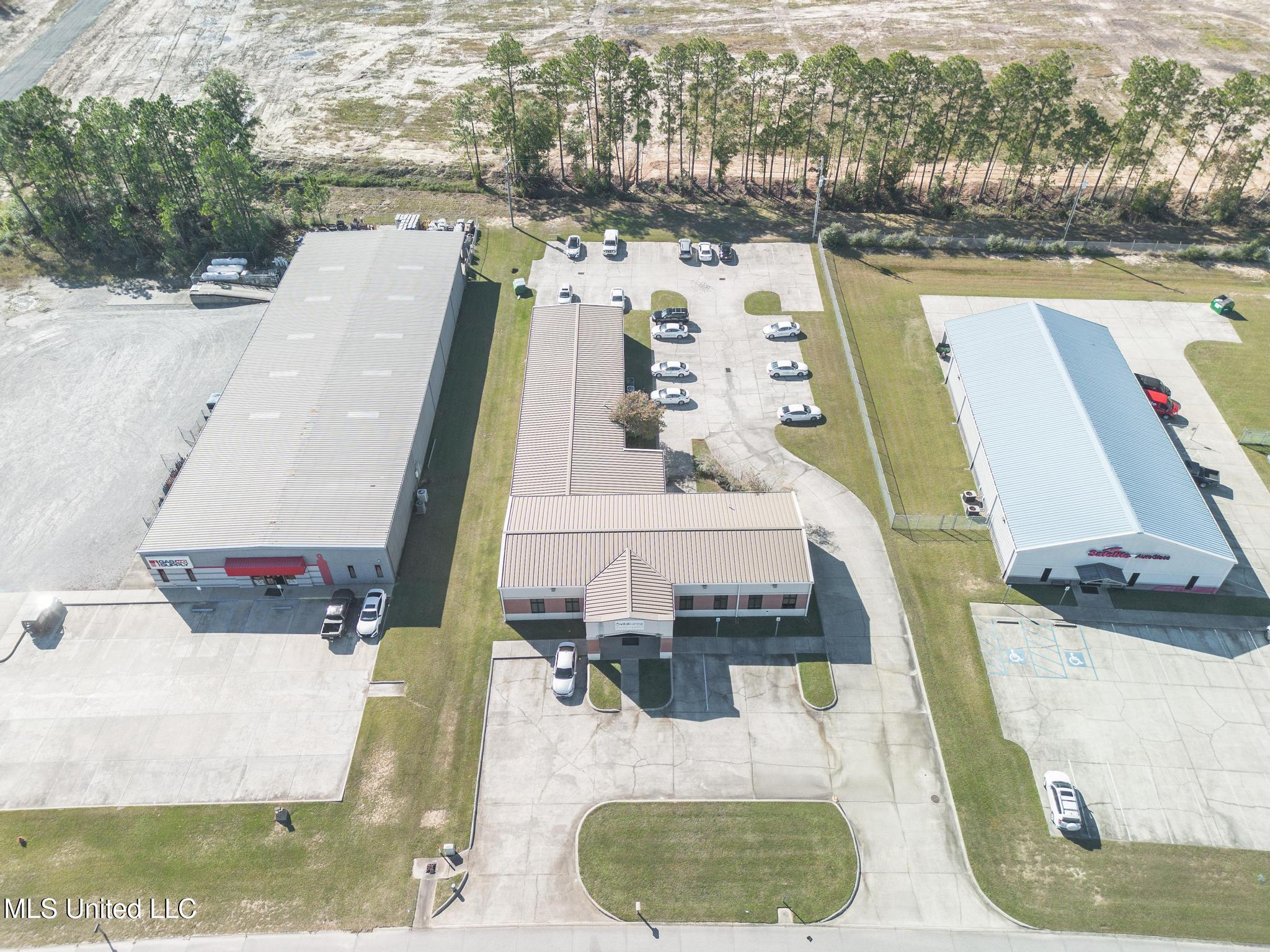 10281 Corporate Drive Property Photo 5