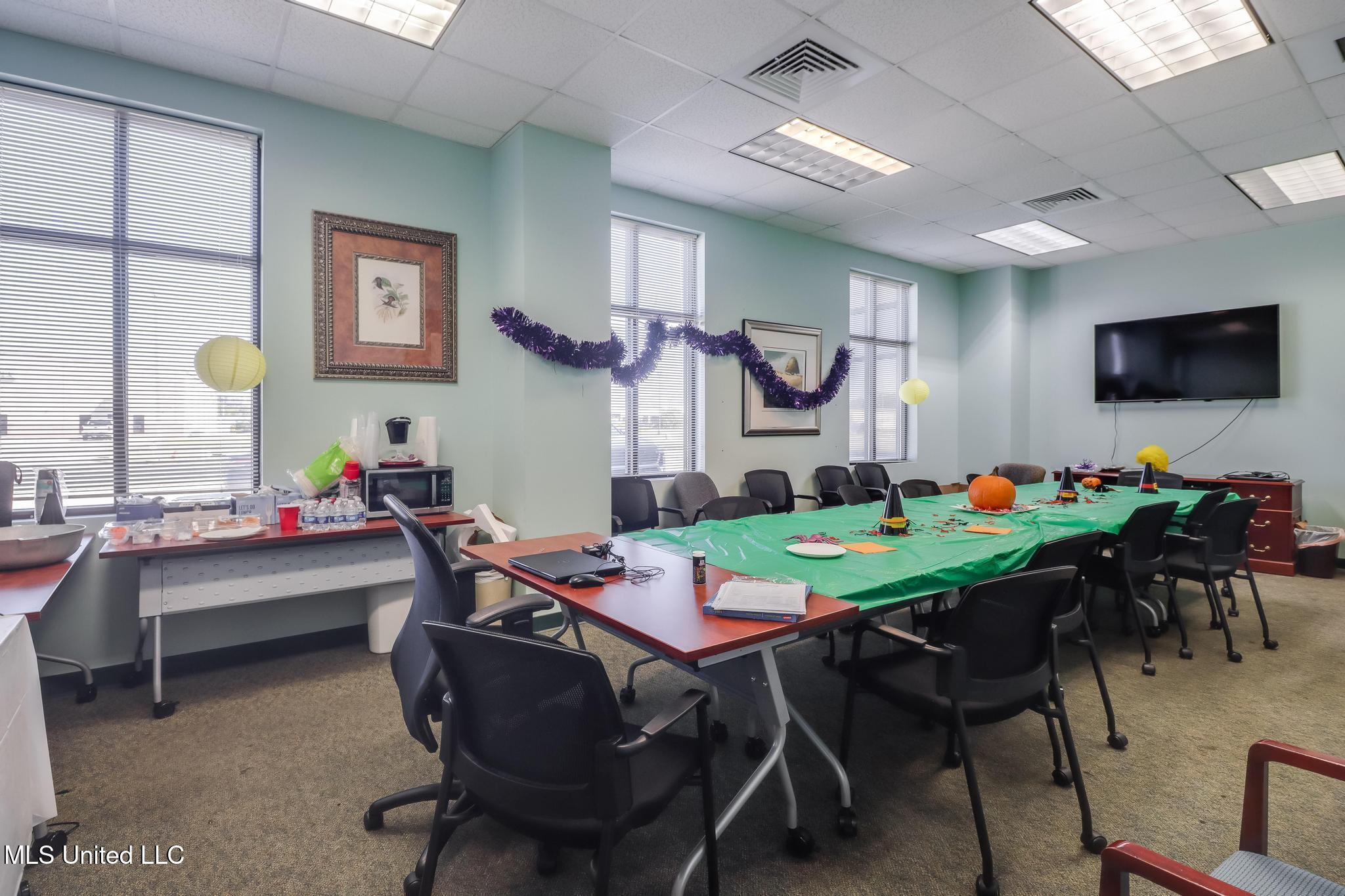 10281 Corporate Drive Property Photo 15