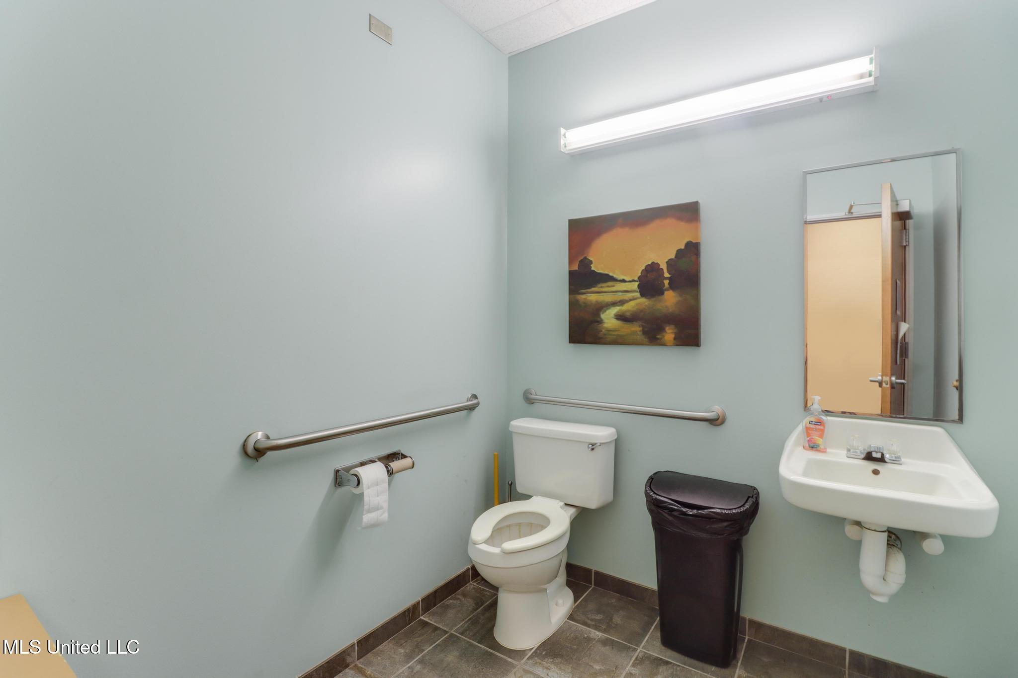 10281 Corporate Drive Property Photo 17